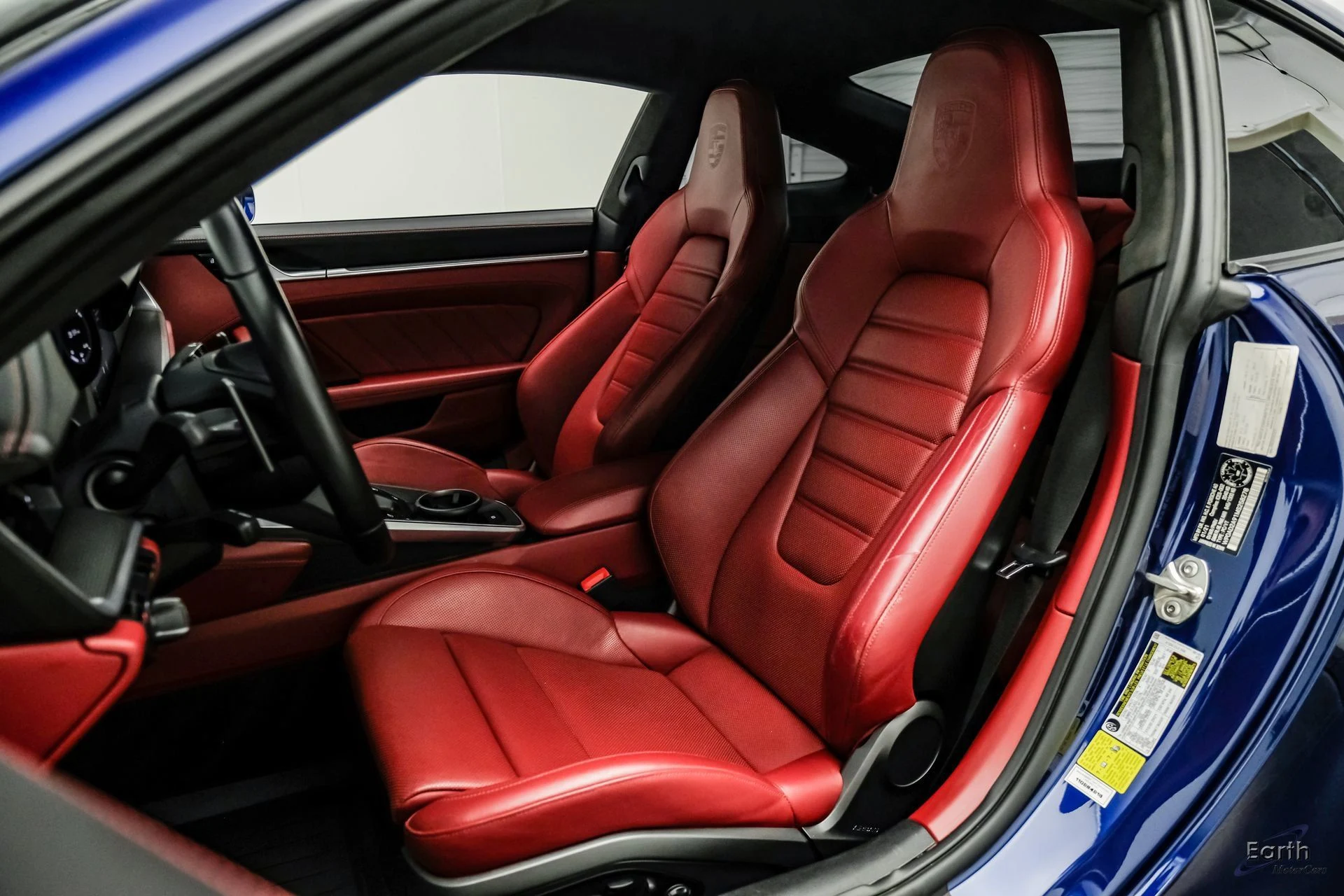 mph042_3728205879_793cc77707c5414bef5de520b8952e67x_0d223183d1