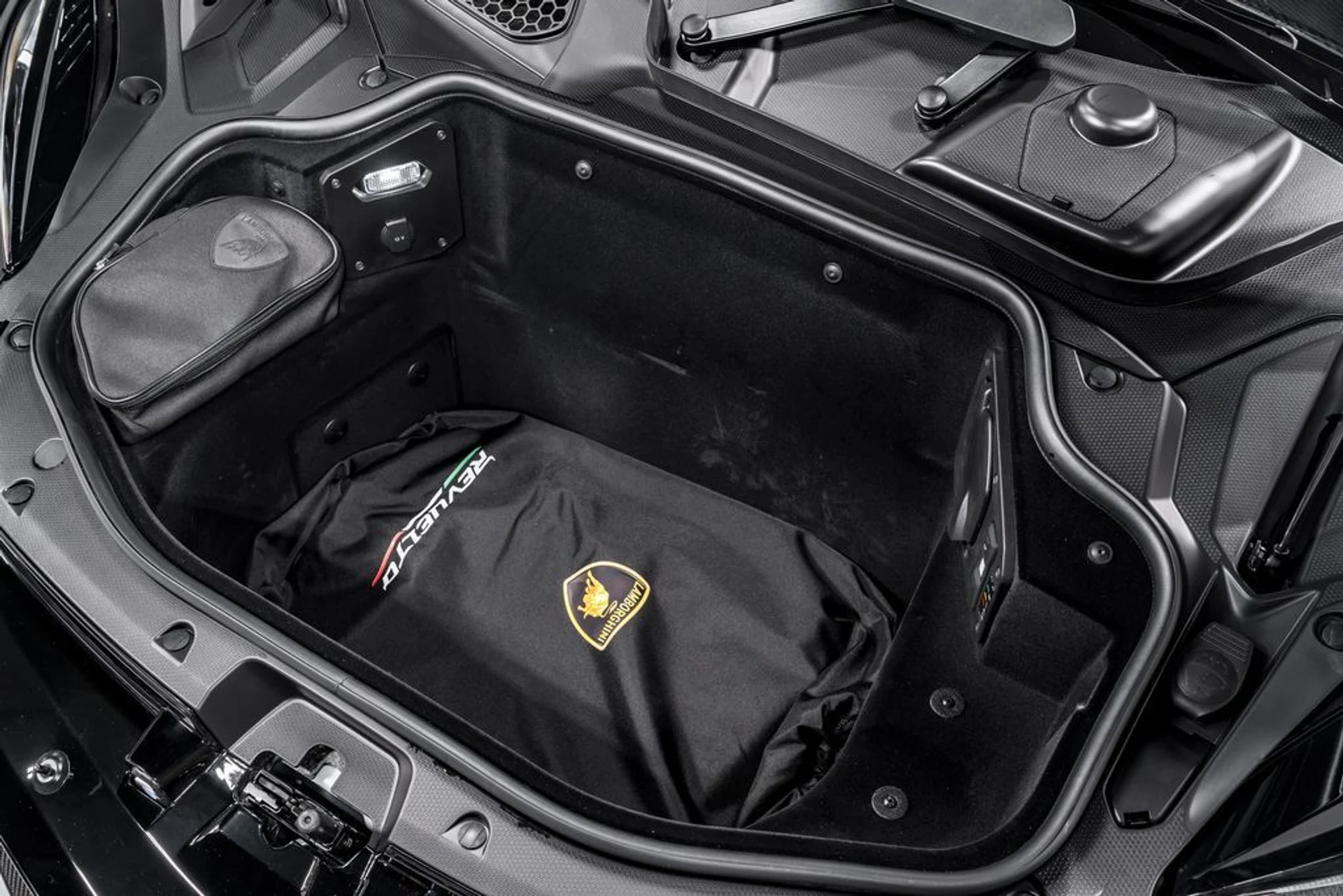 mph042_373342441_13208e691c4ed375d57890e316e31a01x_fe740d40e1