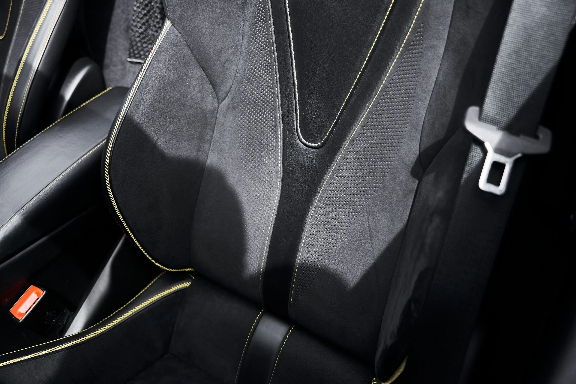 mph042_3733606419_Used_2021_Mc_Laren_720_S_1775521559_47d5a94f94