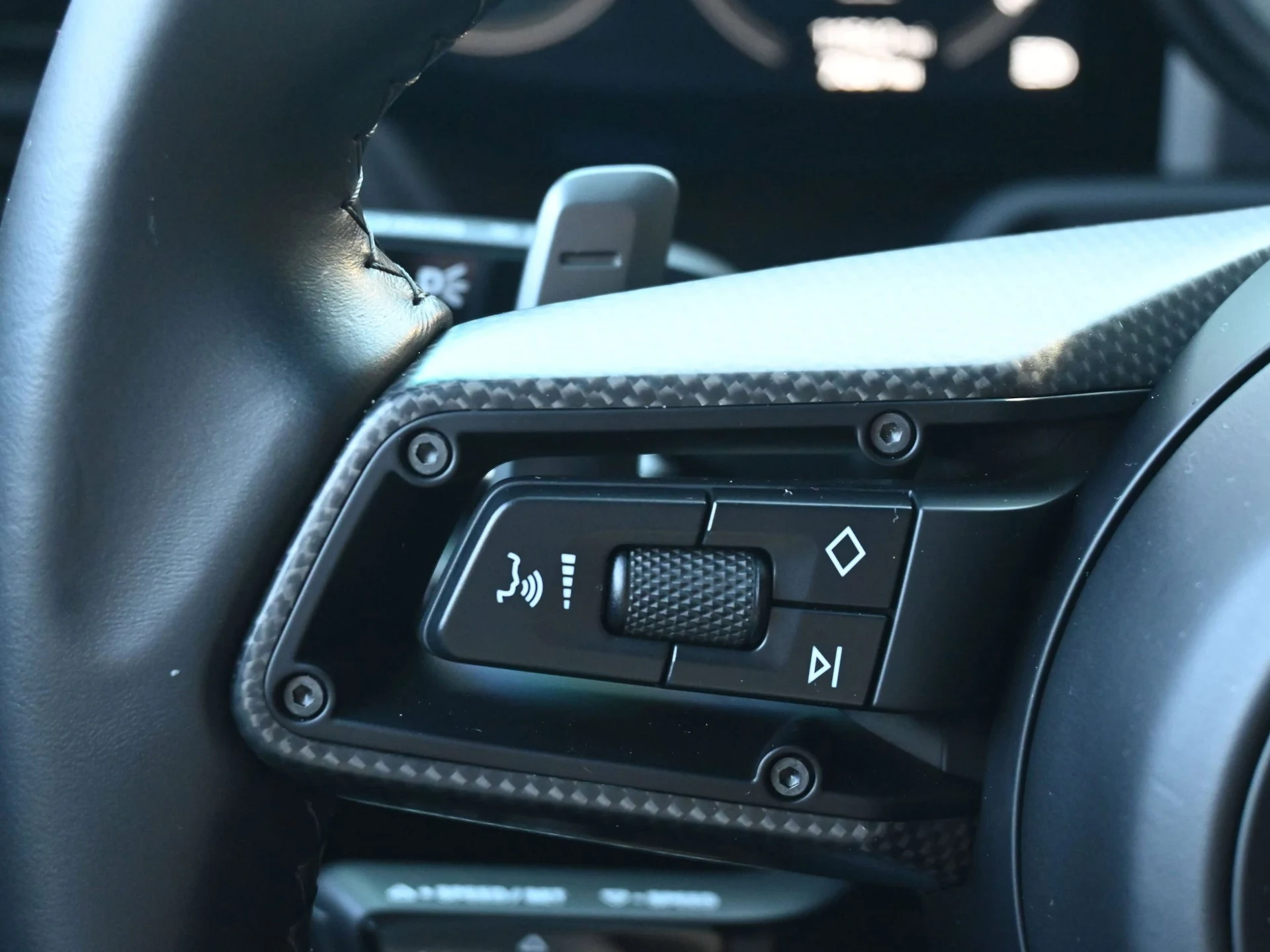 mph042_3735779995_176a9850cc34bfebbc0006c0dec7e8cbx_d5545320de