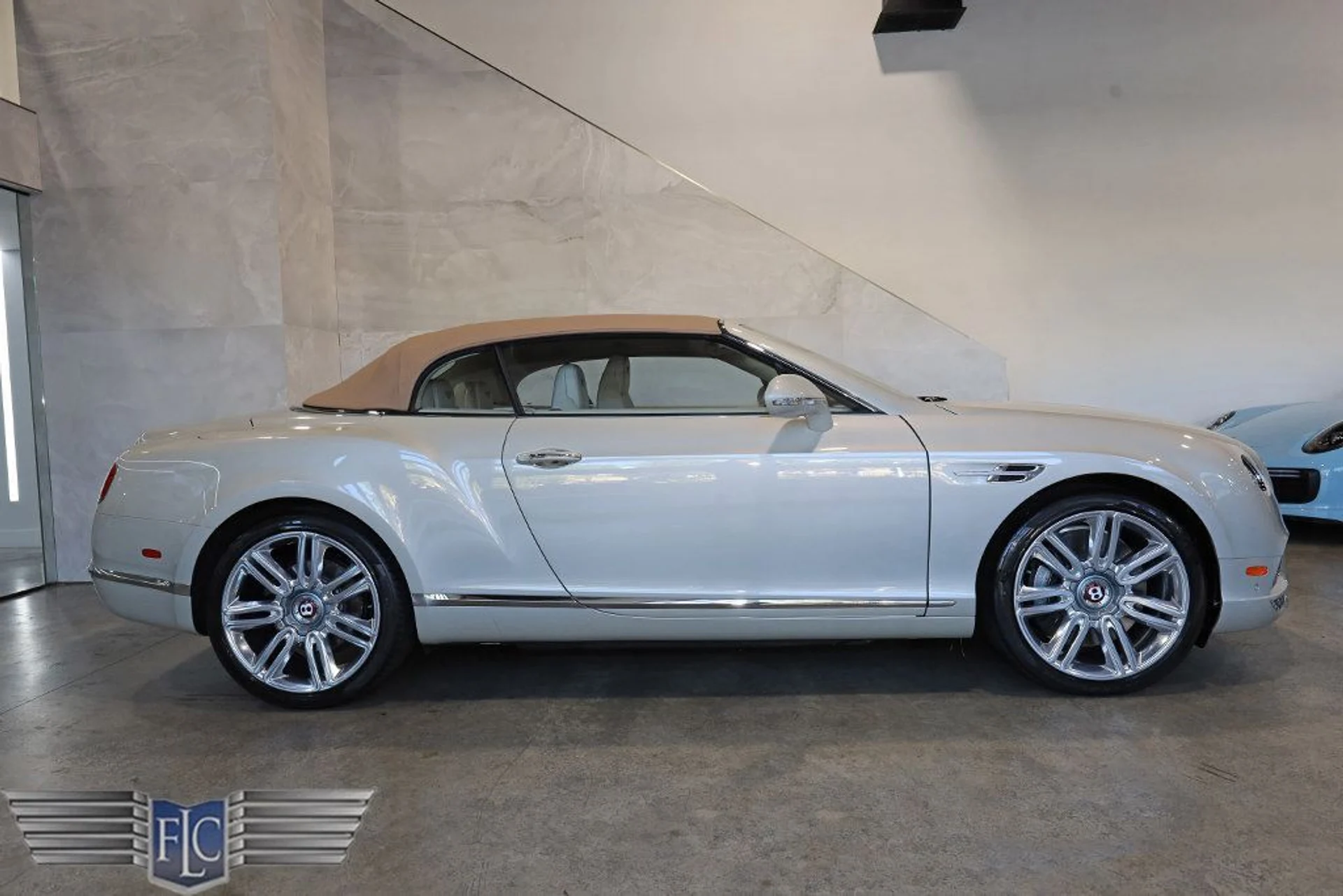 mph042_374133640_used_2017_bentley_continental_gtcv8convertible_9689_22989764_43_1024_9680d0cf26