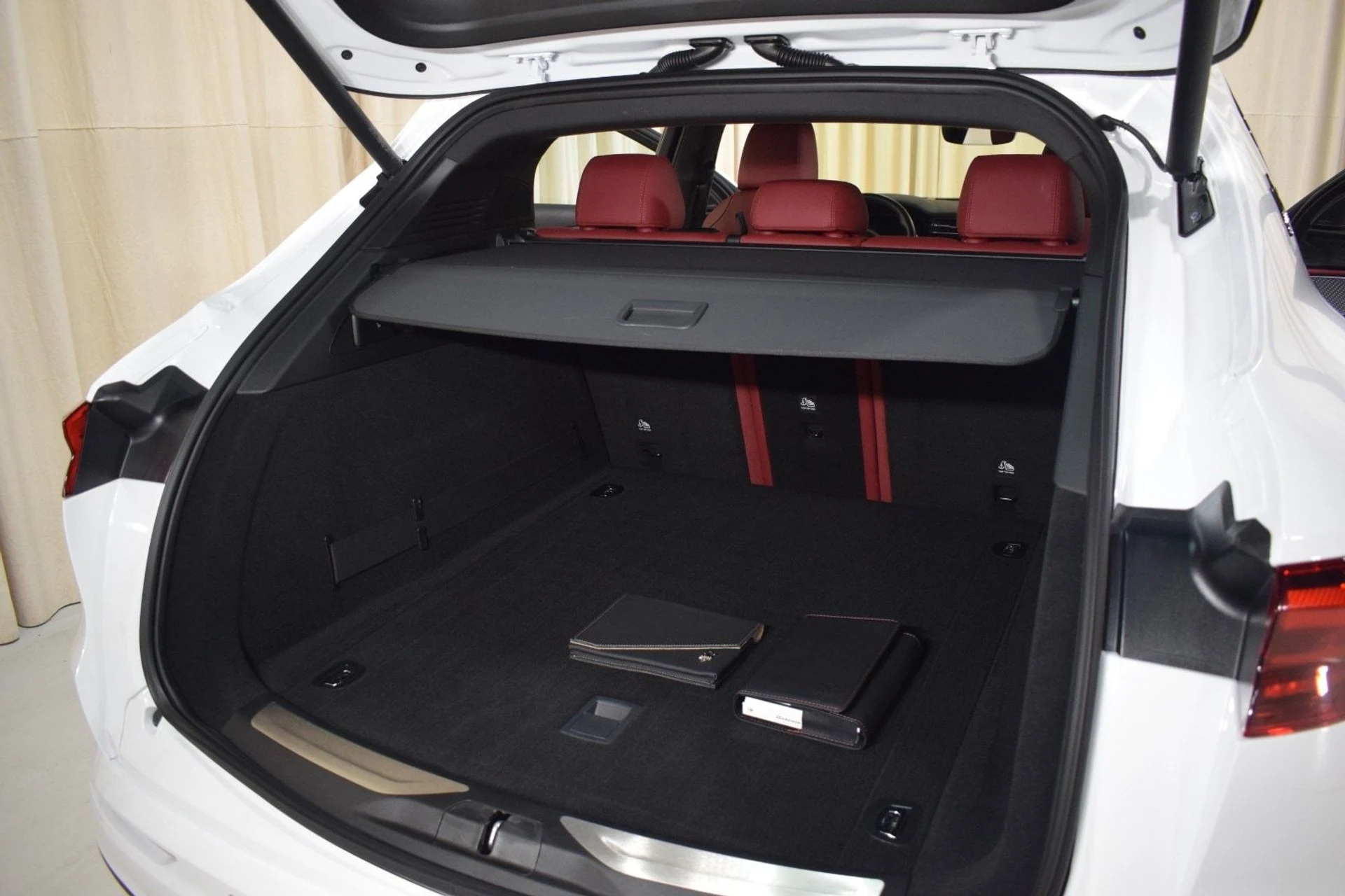 mph042_3746924461_1a0bd3d3e105ab812587512faa0e72bcx_3b01efa362