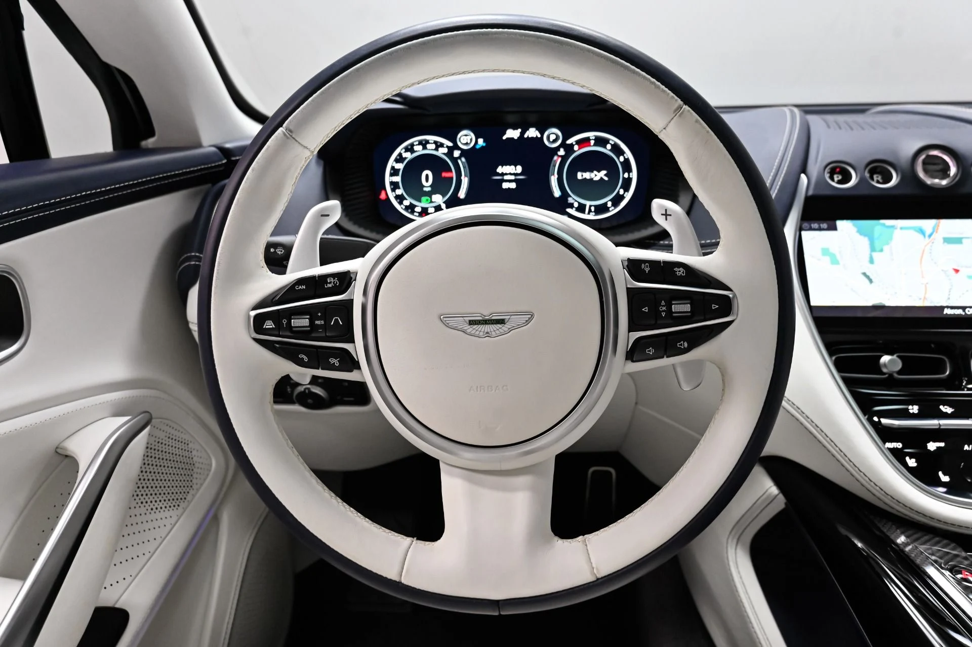 mph042_3763616611_Used_2023_Aston_Martin_DBX_707_1791313494_b29abbbb31