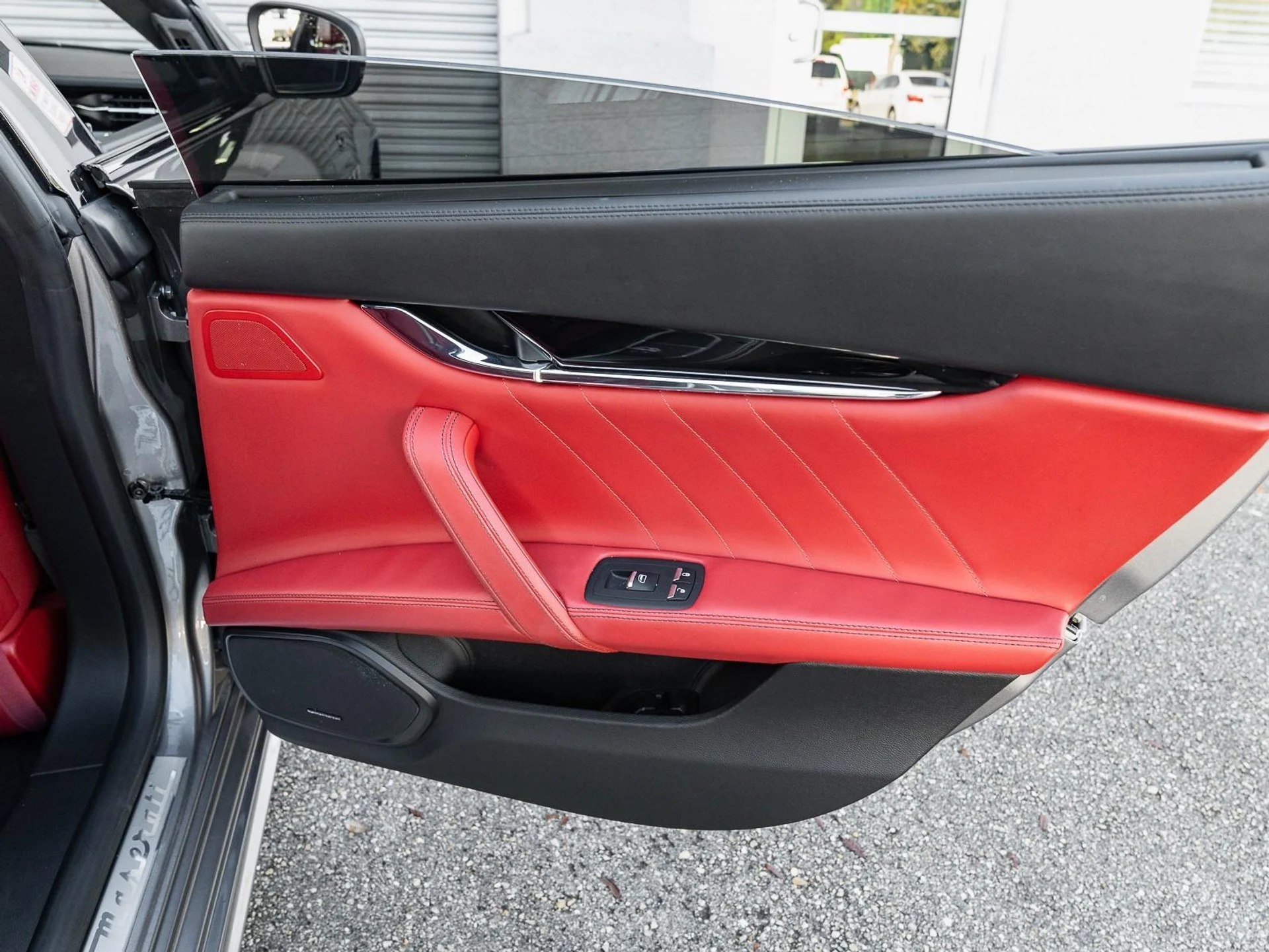 mph042_3770929656_Used_2022_Maserati_Quattroporte_GT_1765231542_8579325ecc