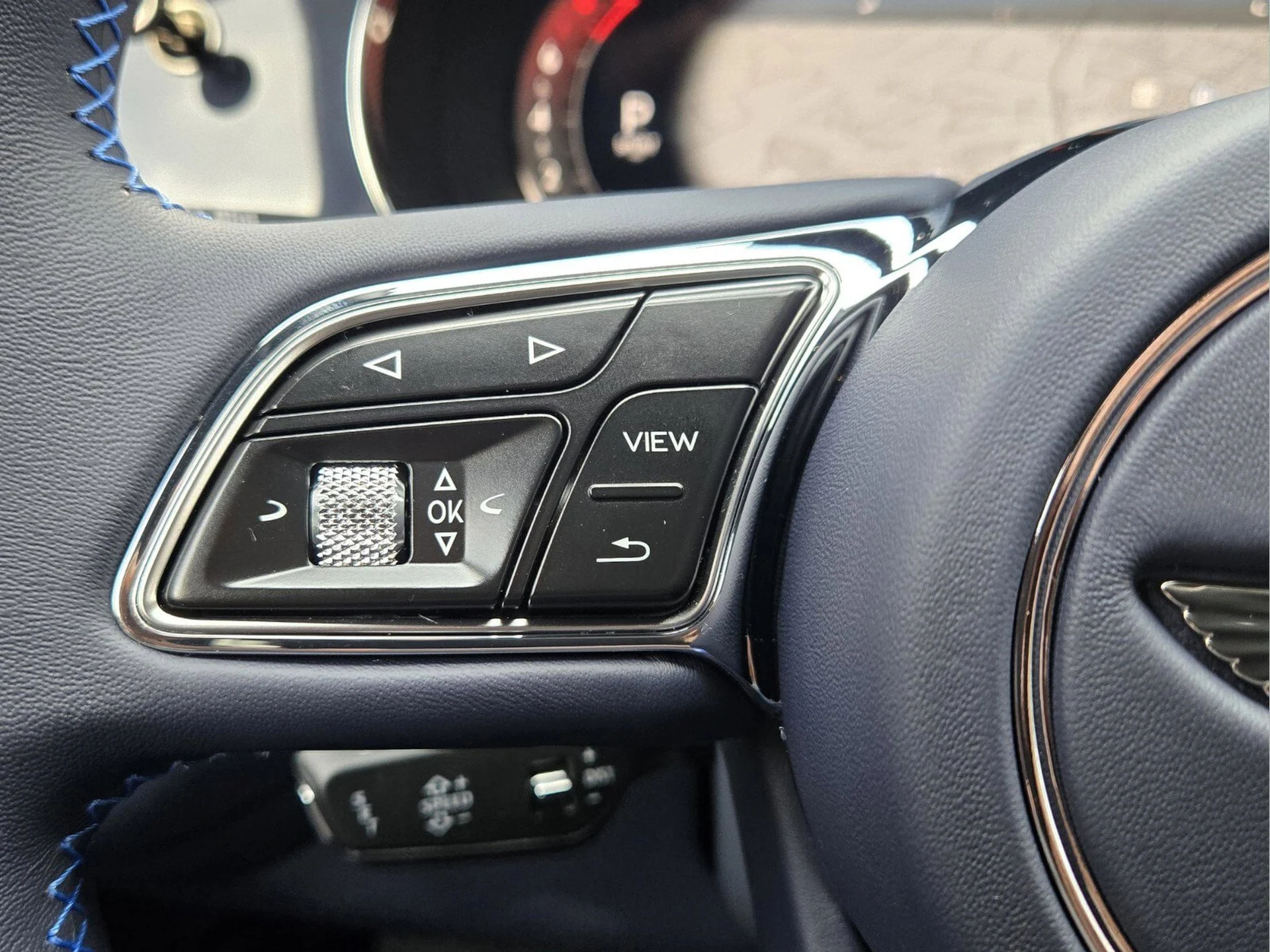 mph042_3804848114_5a46817acd4bacdade2de39f12a513c4x_6f4daeef4c