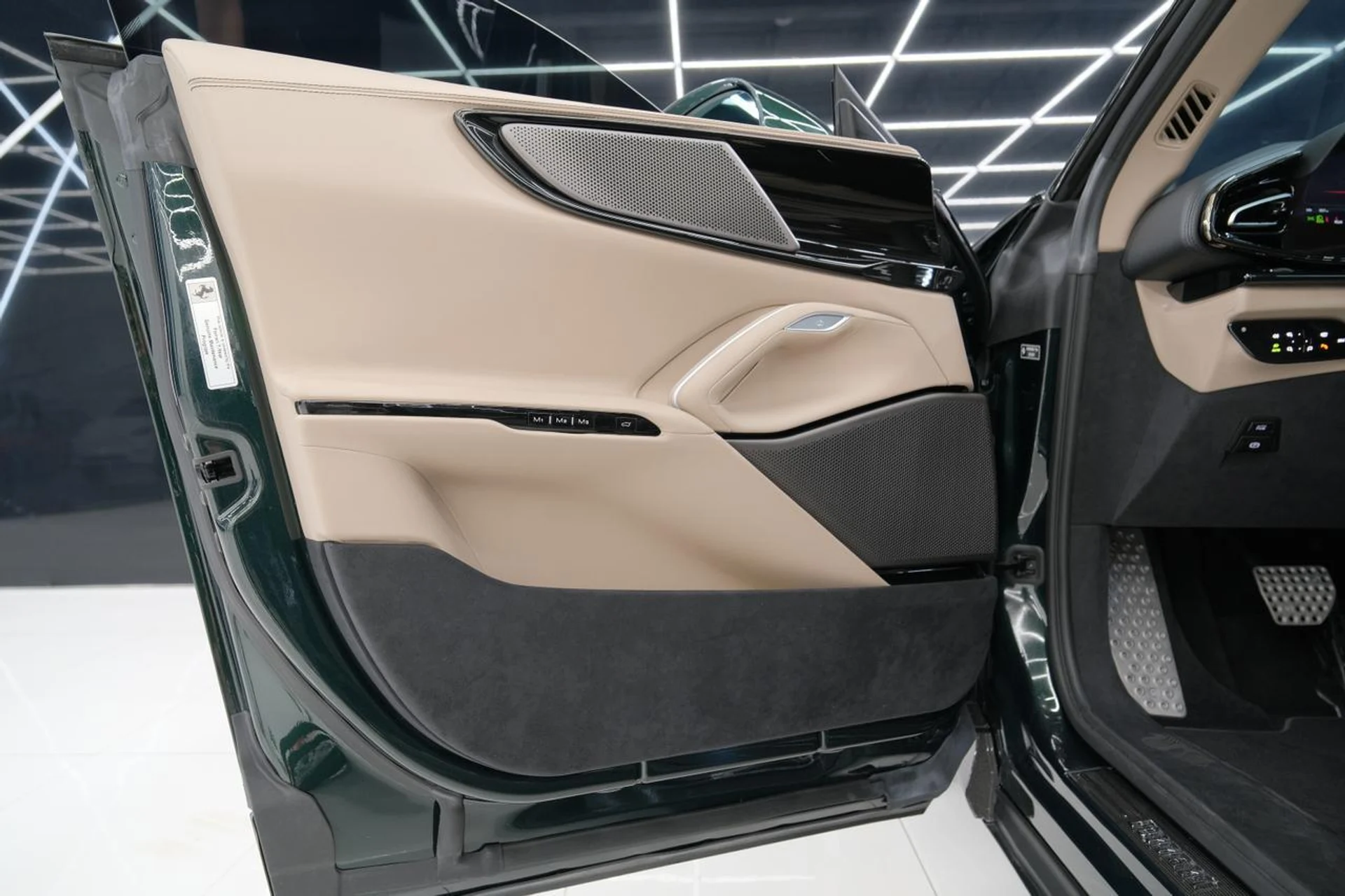 mph042_381677624_1d9ab5b5e1a9412bd7f7ee9e675eb124_c1de8f4b1f