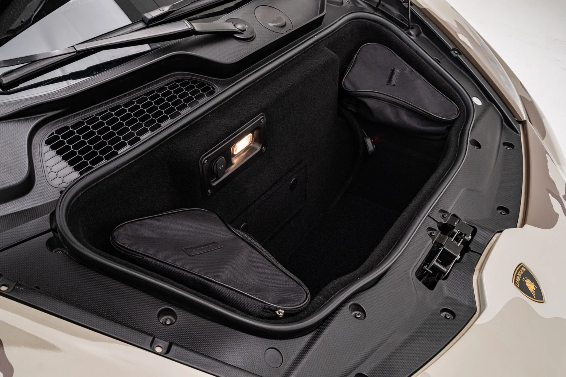 mph042_3836957856_Used_2015_Lamborghini_Huracan_LP_610_4_1777064640_4e67dcc375