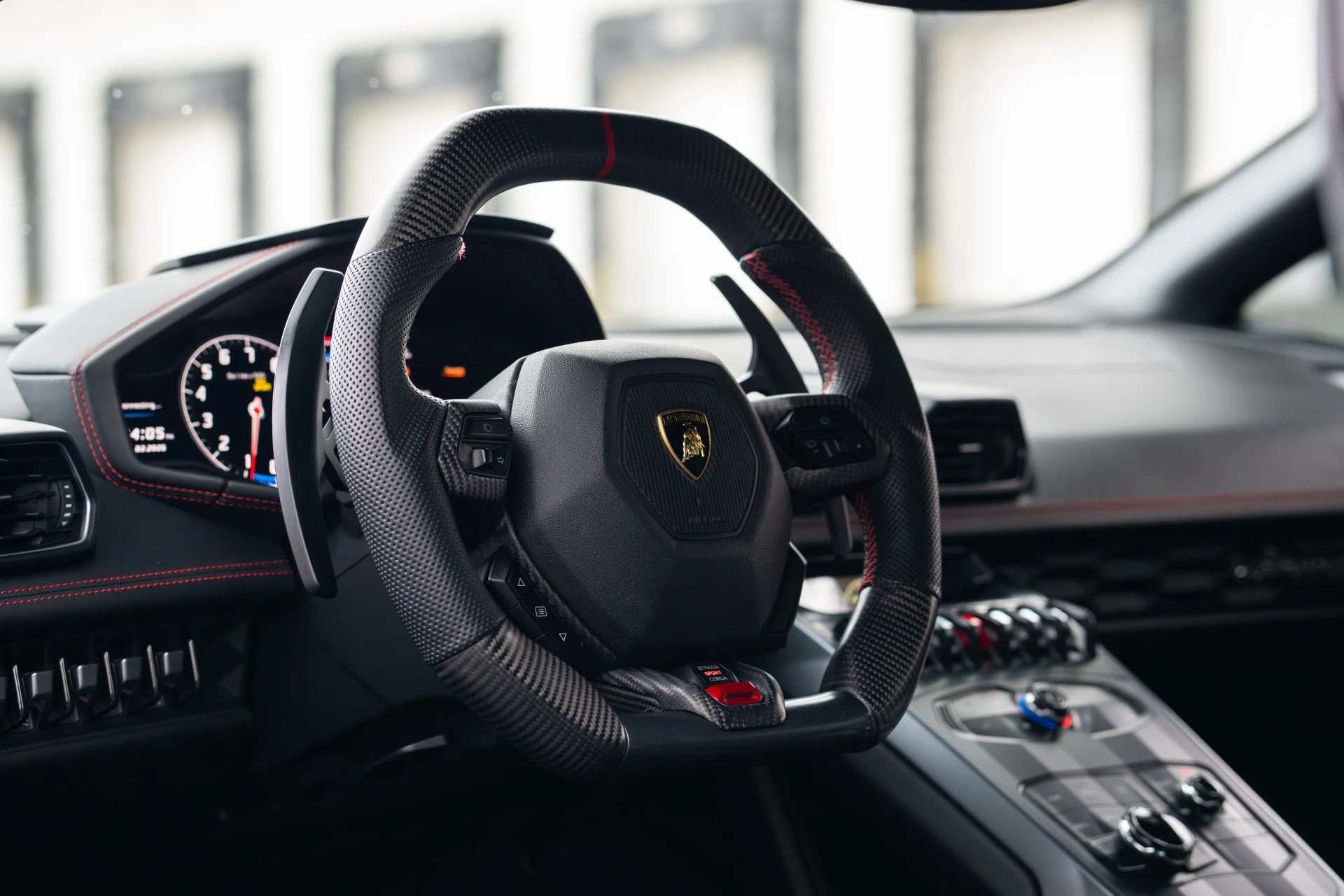 mph042_387777514_Used_2015_Lamborghini_Huracan_LP_610_4_1780446650_67484fb122