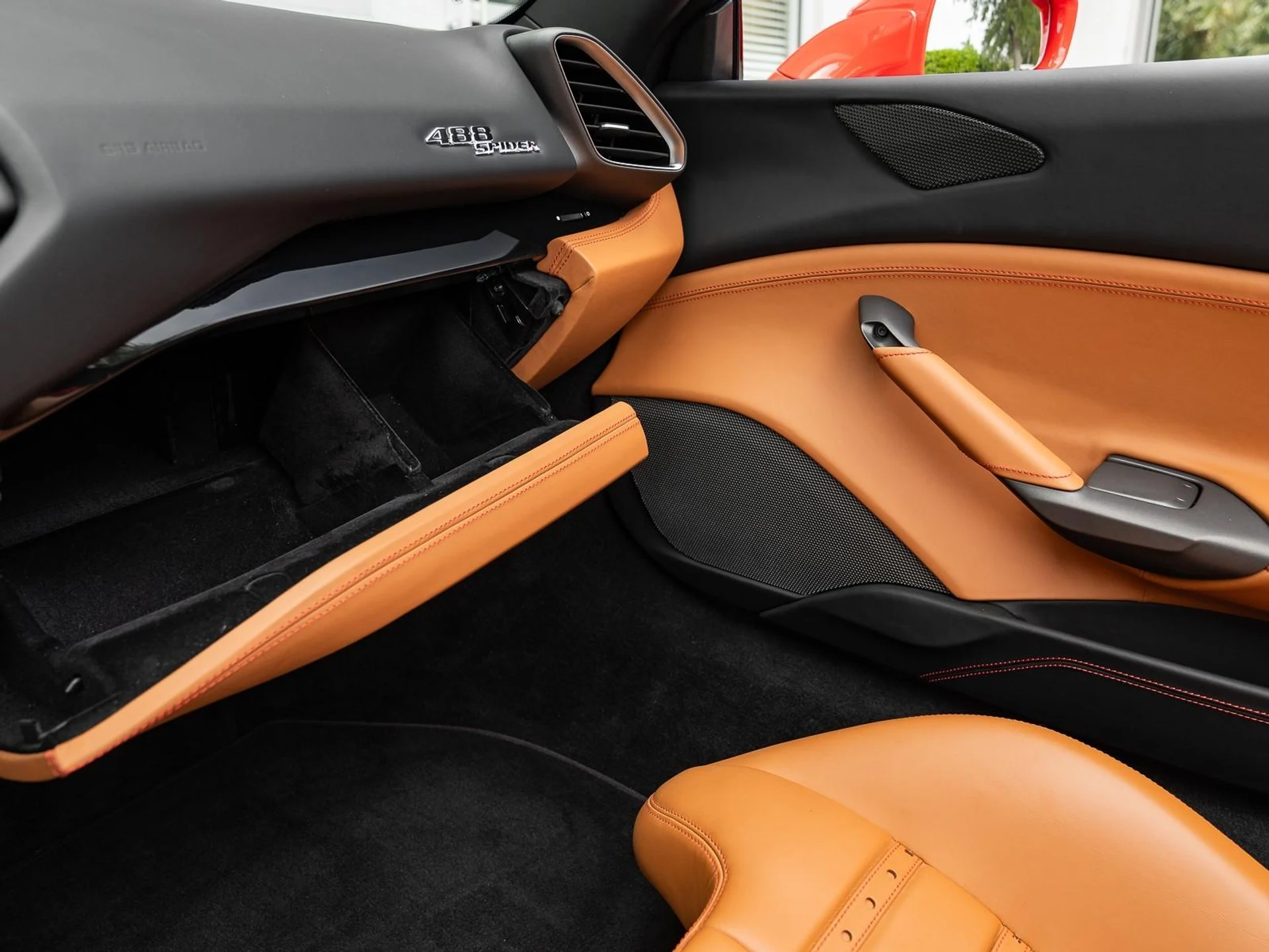 mph042_3879723822_Used_2019_Ferrari_488_Spider_1764709591_10e6152914