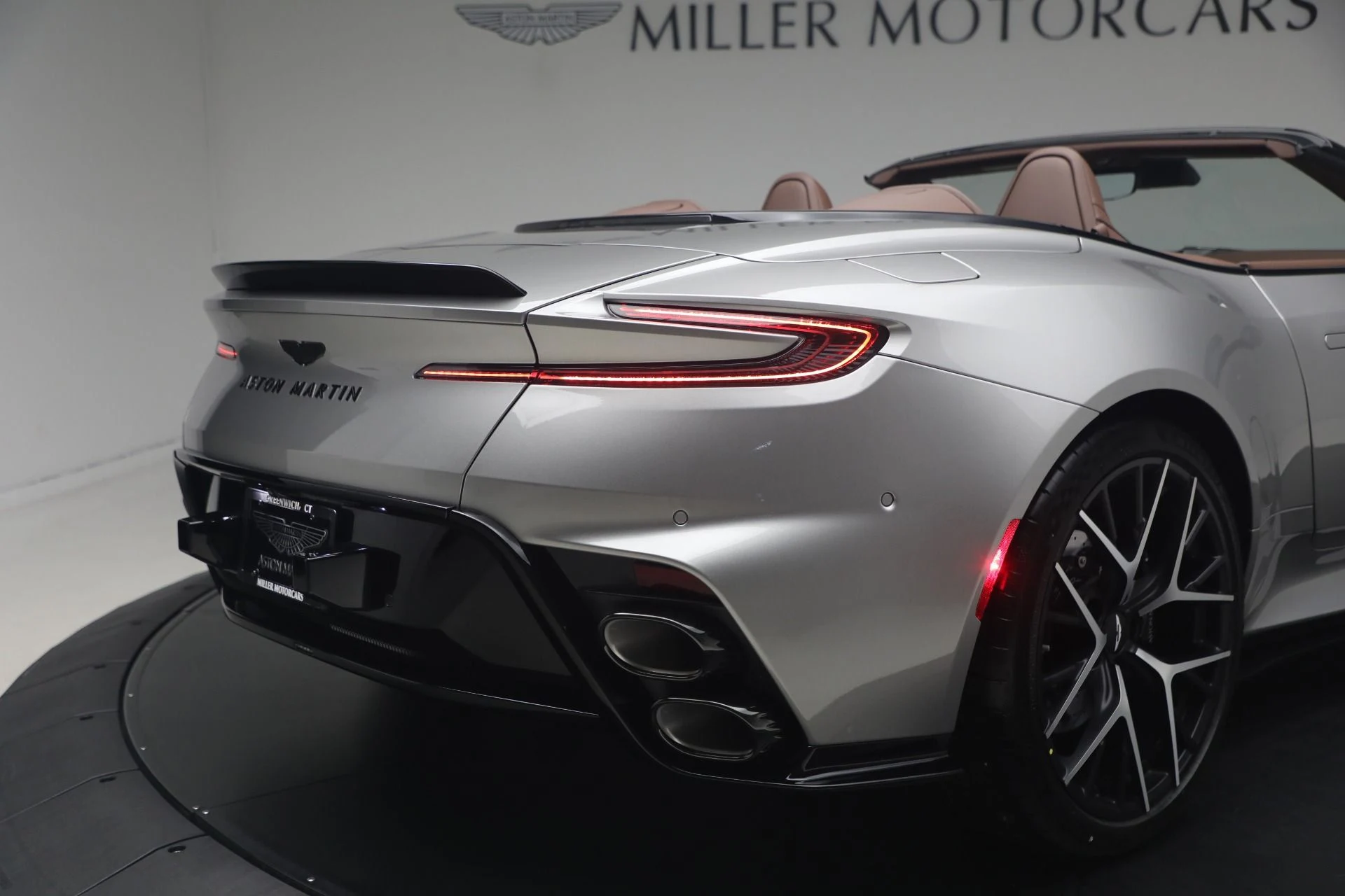 mph042_3900291082_New_2026_Aston_Martin_DB_12_S_Volante_1781361339_b88d60779c