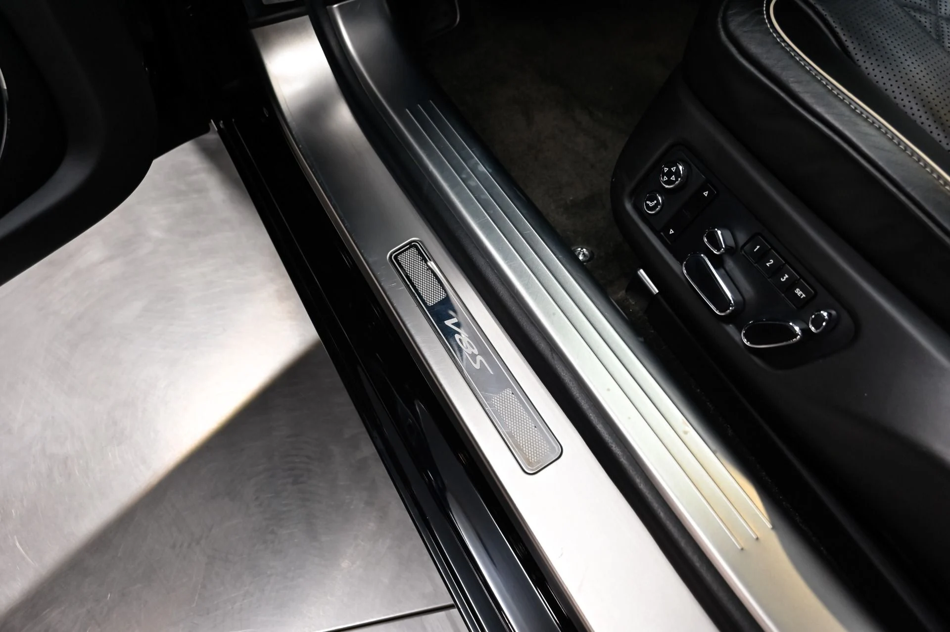 mph042_3901164513_Used_2017_Bentley_Mulsanne_1790362007_924f01dff0