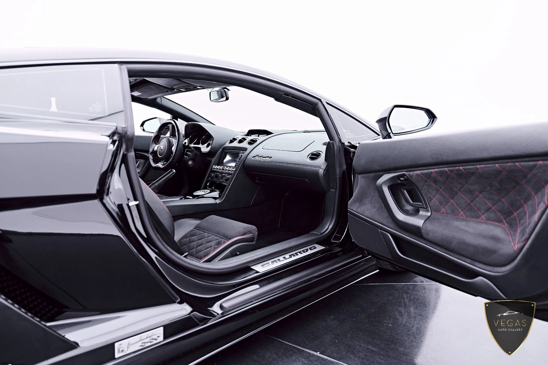 mph042_3914979825_Used_2013_Lamborghini_Gallardo_LP_550_2_1782343854_52956def78