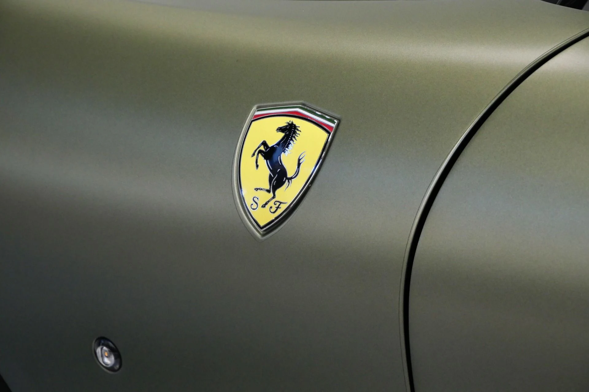 mph042_3918514809_Used_2024_Ferrari_Roma_1755879459_219c28e50e