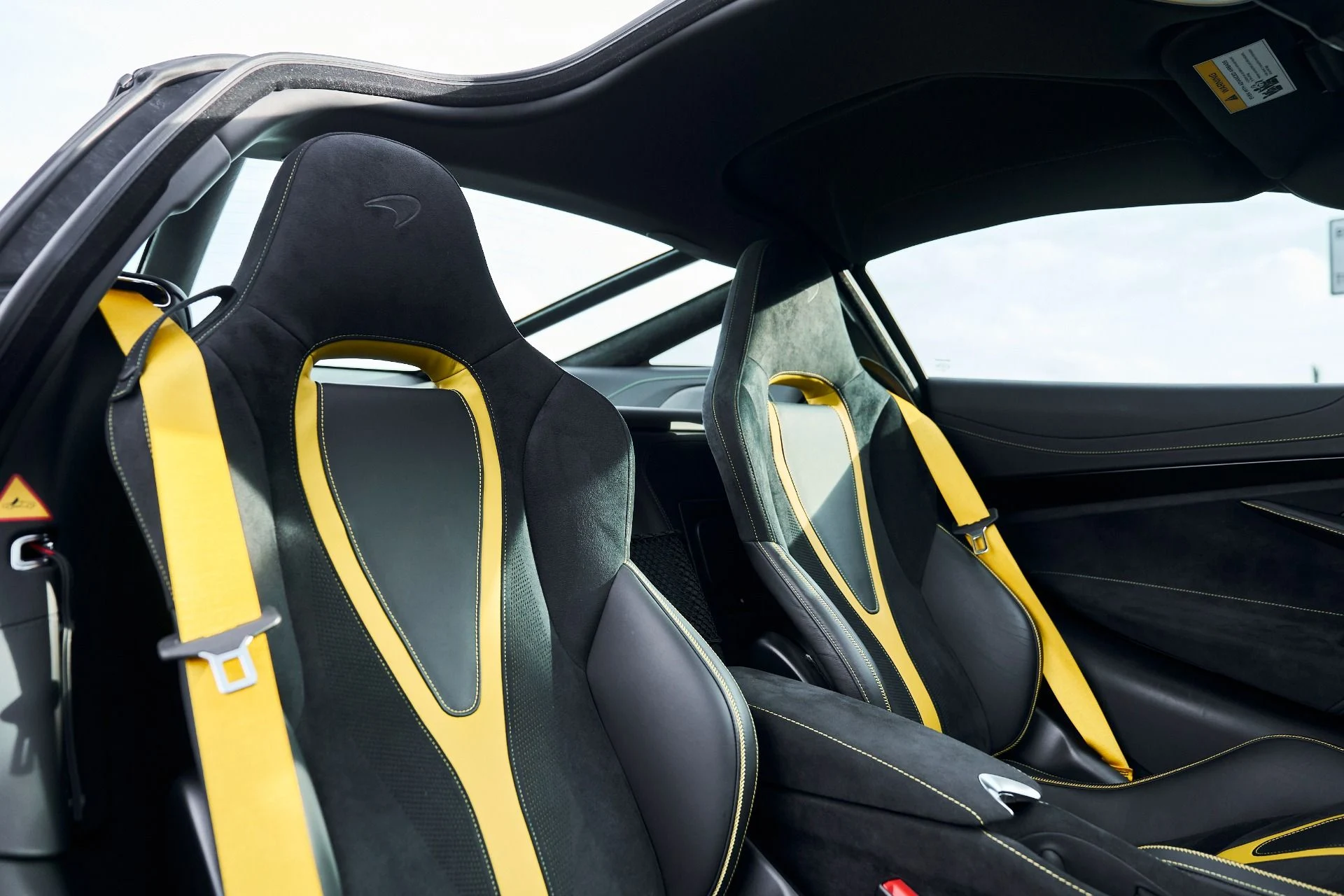 mph042_392146270_Used_2021_Mc_Laren_720_S_1767401862_8107b28dc8