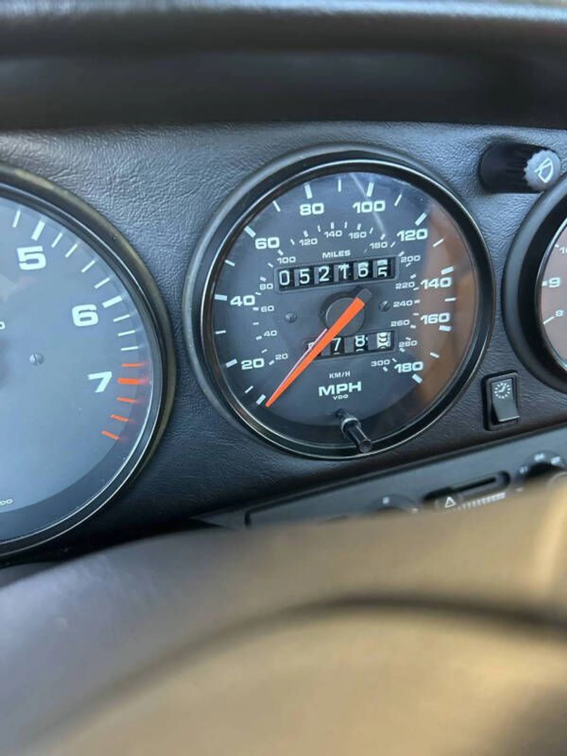 mph042_3926290634_1997_porsche_911_carrera_2dr_convertible_c4d7550bfb