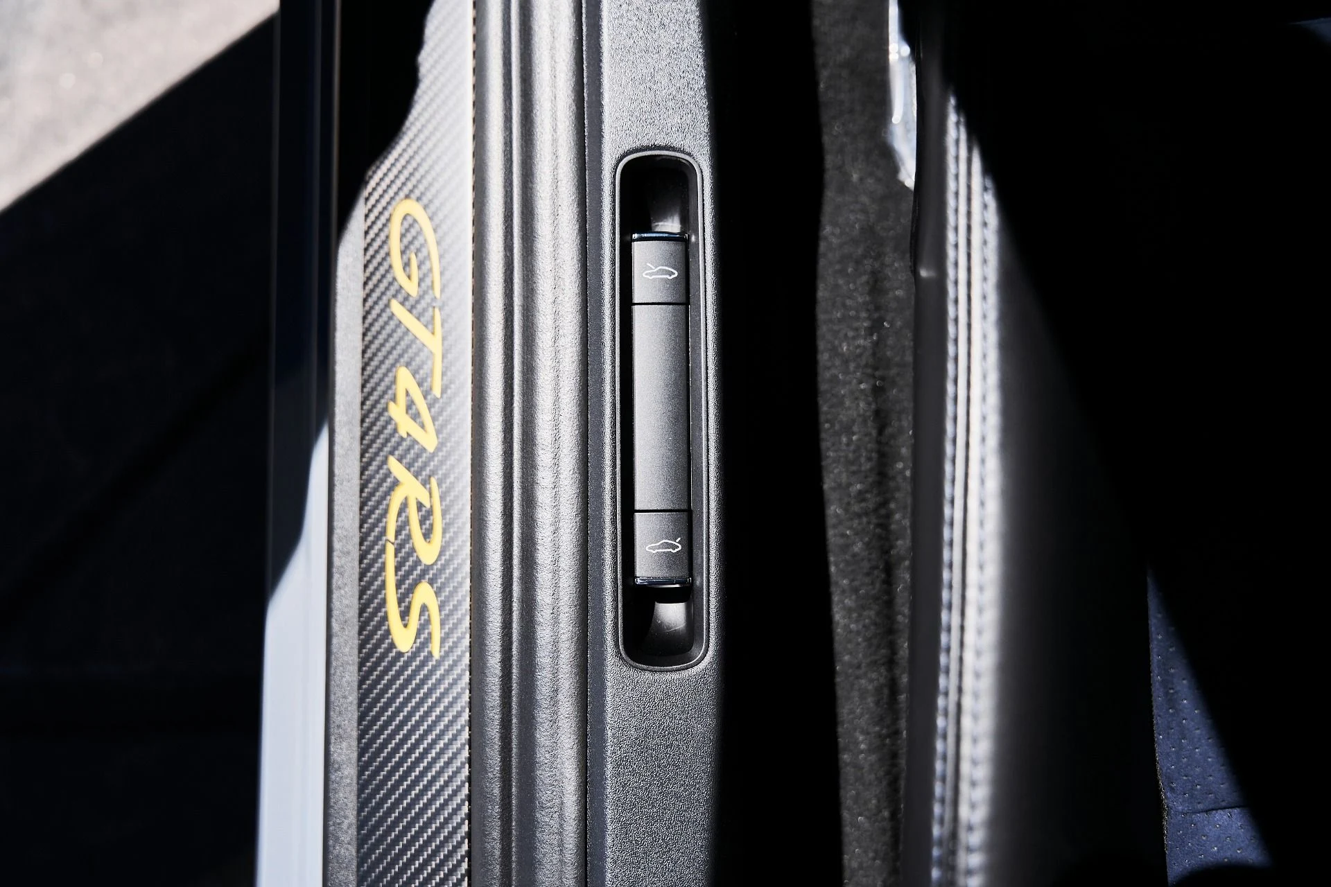 mph042_392667955_Used_2023_Porsche_718_Cayman_GT_4_RS_1786209659_b422a7de41