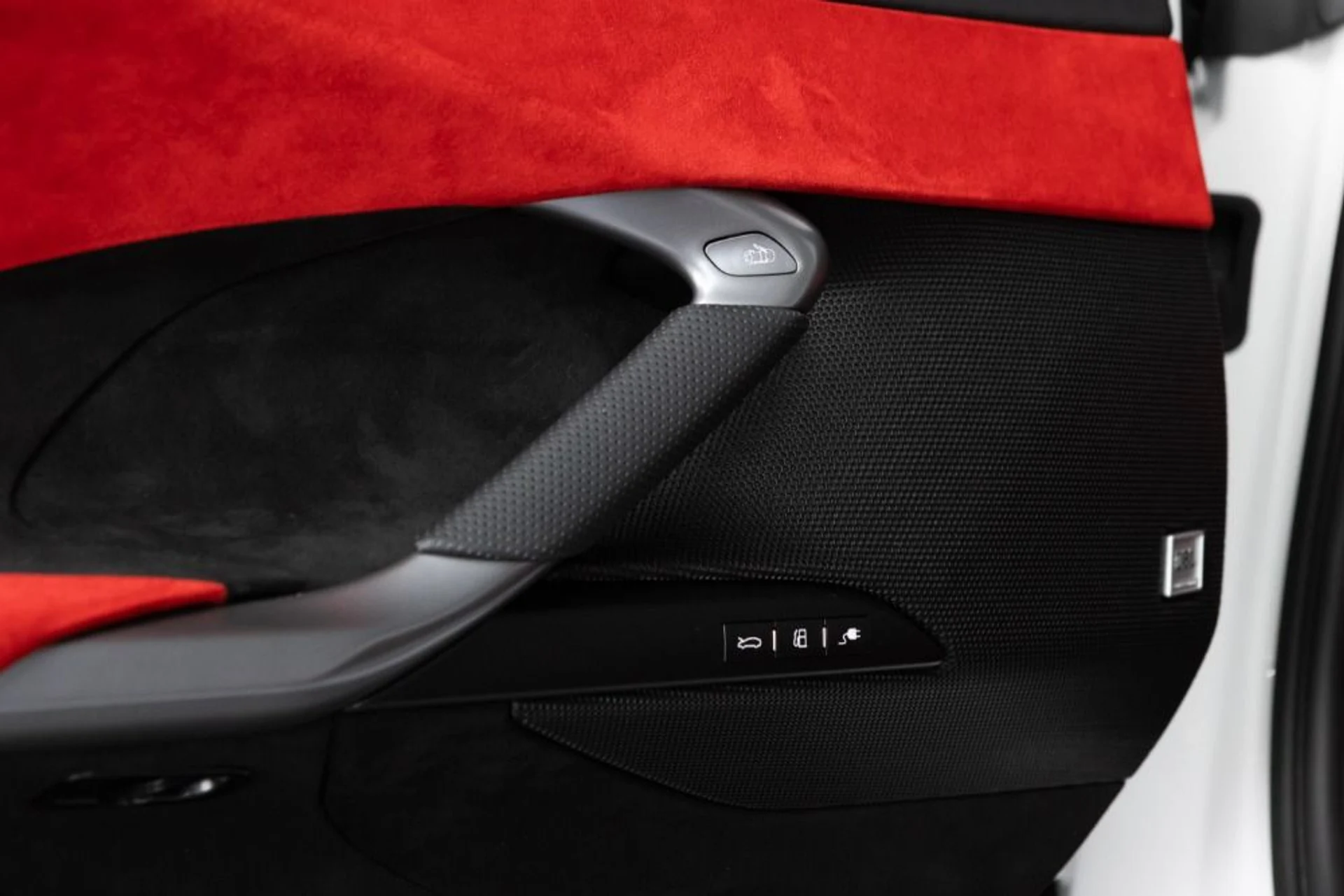 mph042_39320901_Used_2024_Ferrari_296_GTB_a5f6efcd33