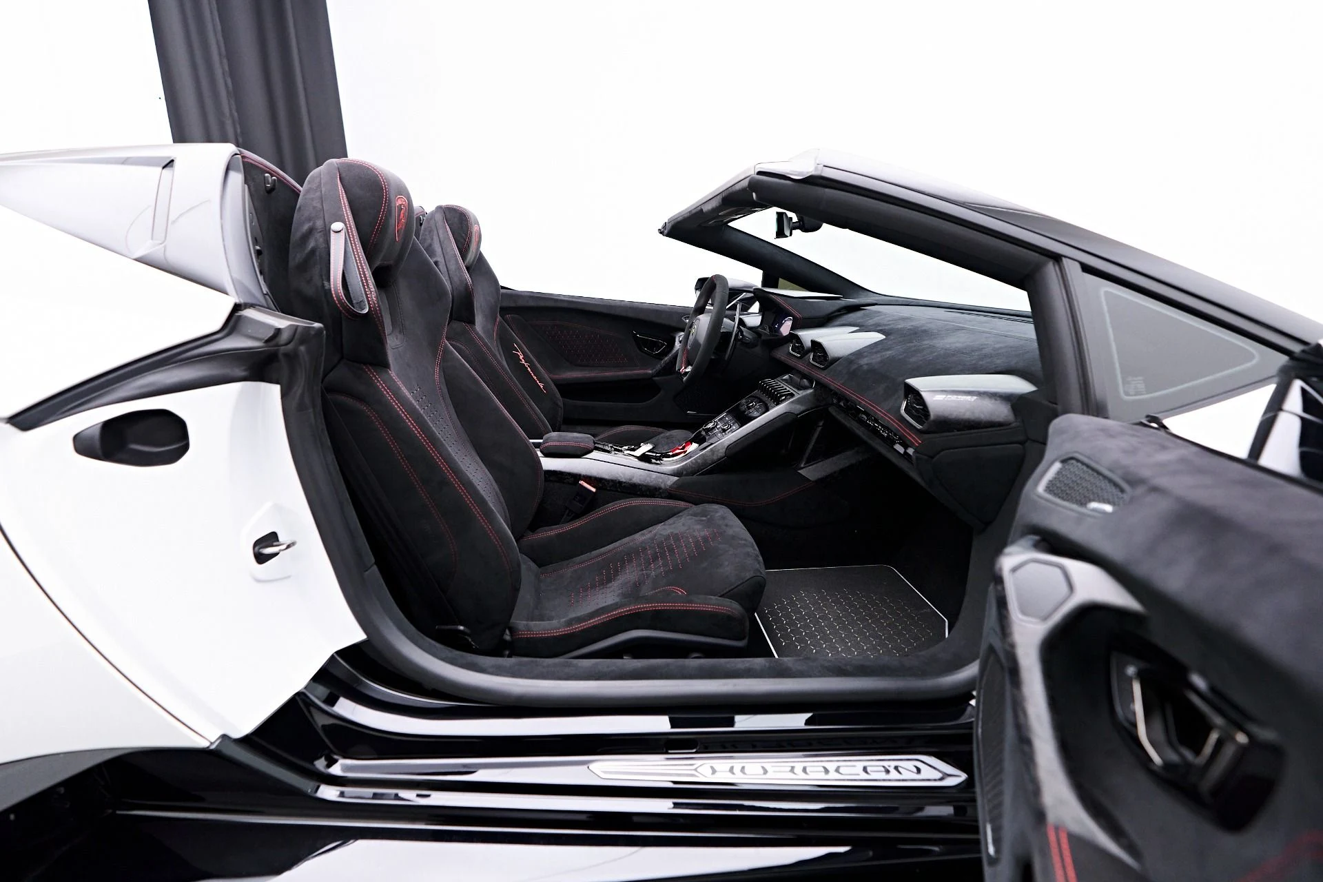 mph042_3942617852_Used_2018_Lamborghini_Huracan_Performante_1754074926_1f93dc56a7