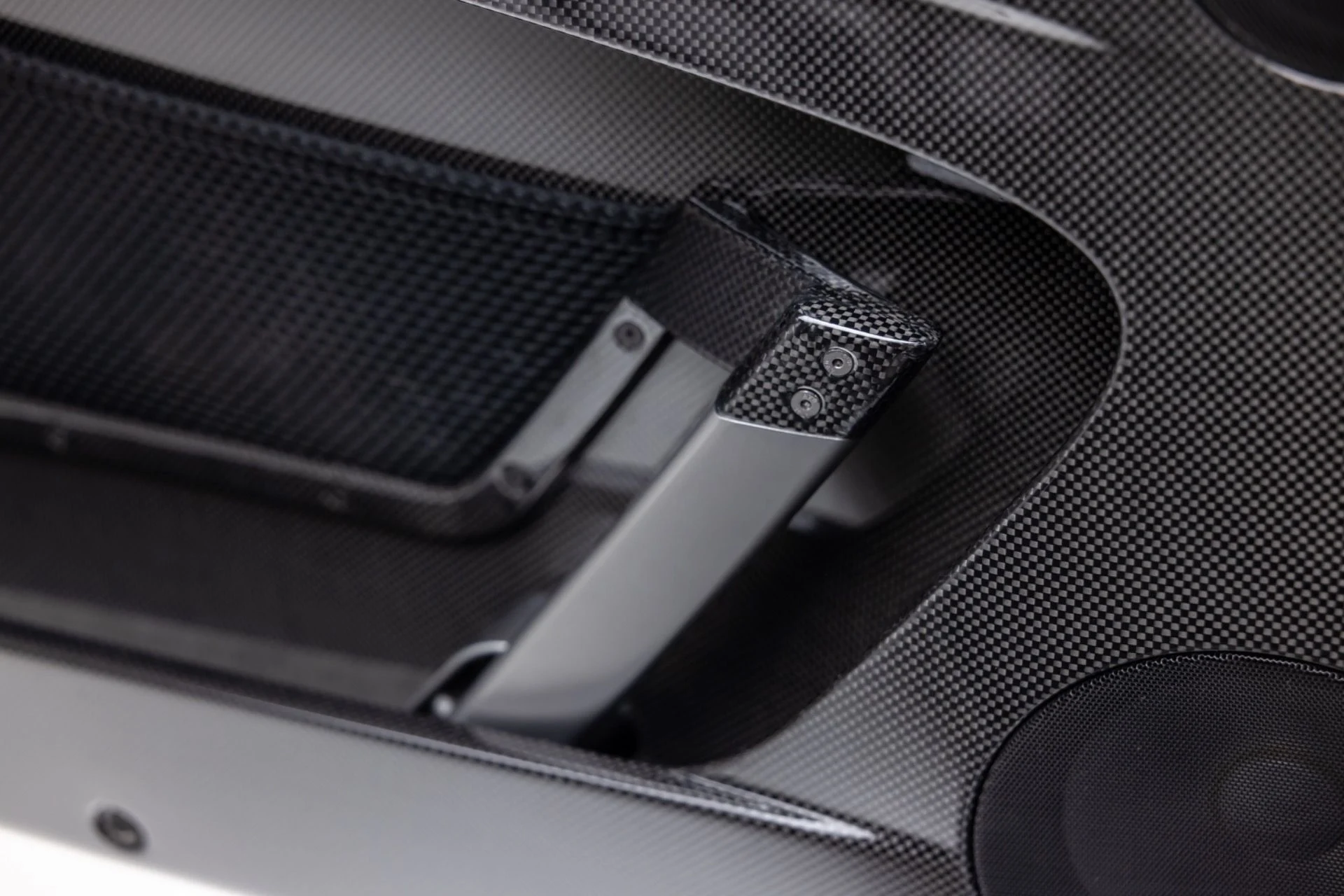 mph042_3947183183_13488_p43_l_096dfe12eb