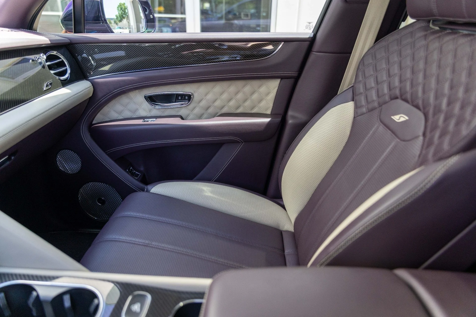 mph042_3969330919_Hi_Tech_Luxury_Imports_LLC_SJAAT_2_ZV_4_PC_018520_image_42_6ad8c3a654