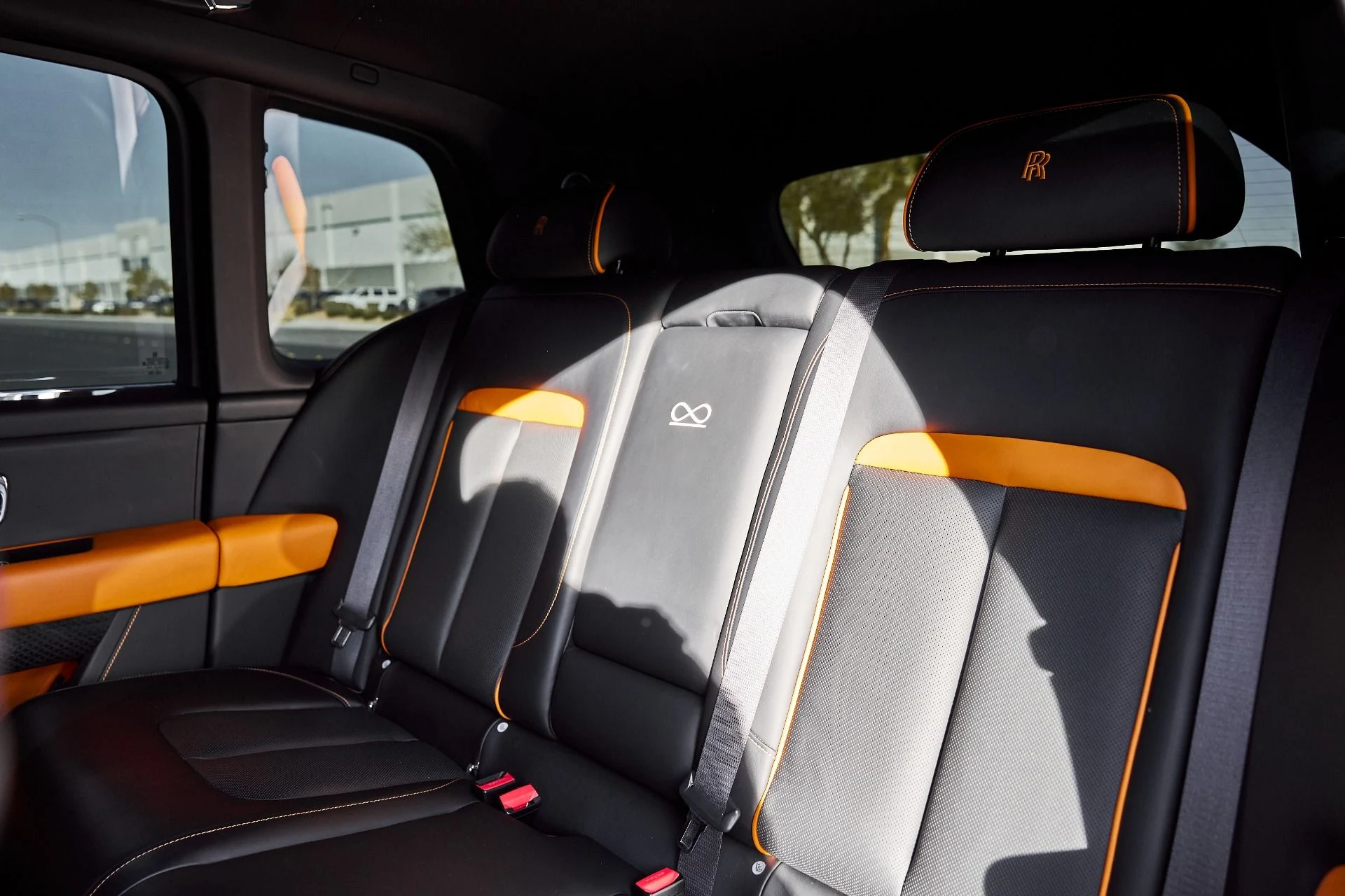 mph042_3970877066_Used_2022_Rolls_Royce_Cullinan_Black_Badge_1768359510_d949e80d61