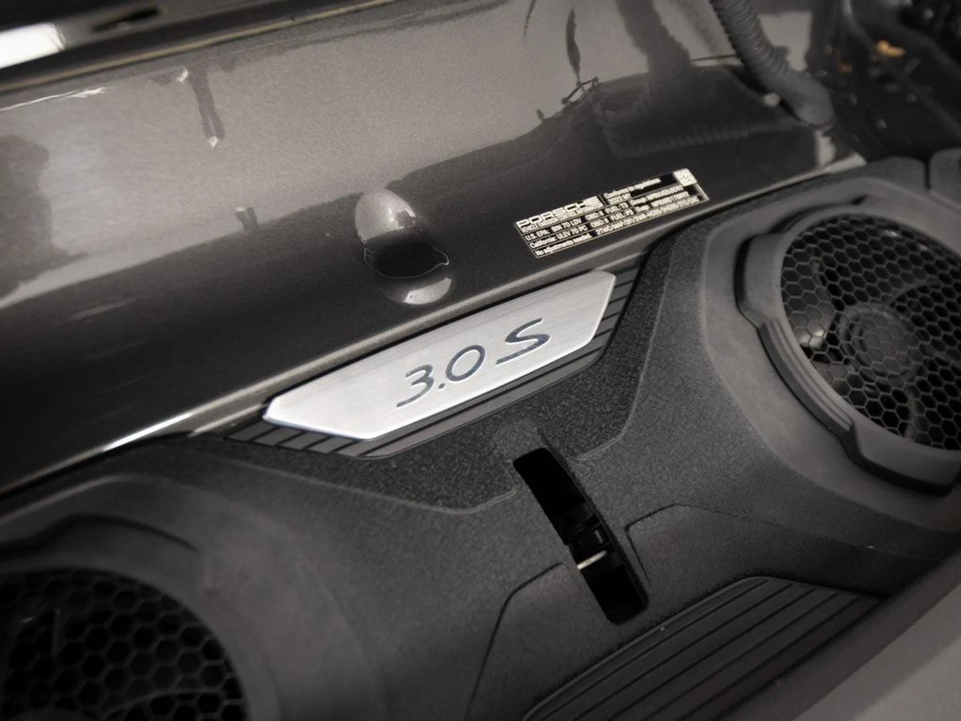 mph042_3996824472_F0_WG_Qt4d_Vd70_K4ew_UE_1_H0_Z61_L8c_7e60670cc2