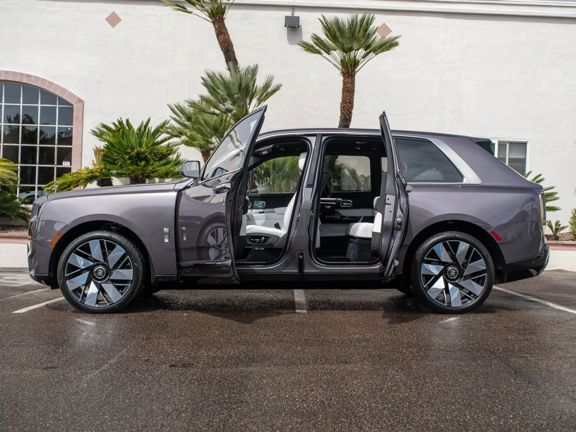 mph042_4010291946_f766a4969ce54e8fe1b83126f776c8e3x_bbce38a874