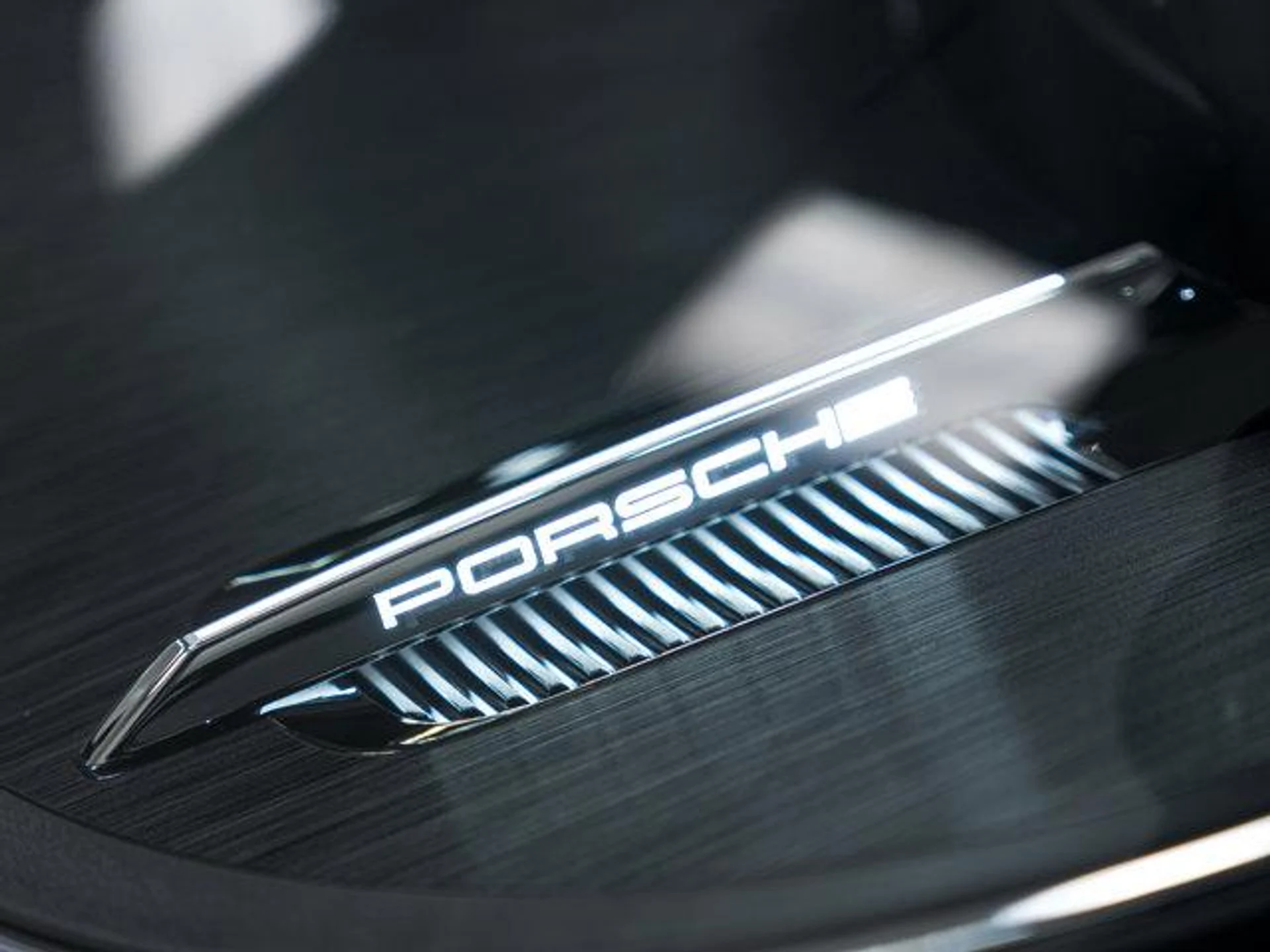 mph042_4011218762_I_Duk_PIT_Aj6_QB_s_Gb_M_Rg_Wiz_A5_WQ_03d8e52b29