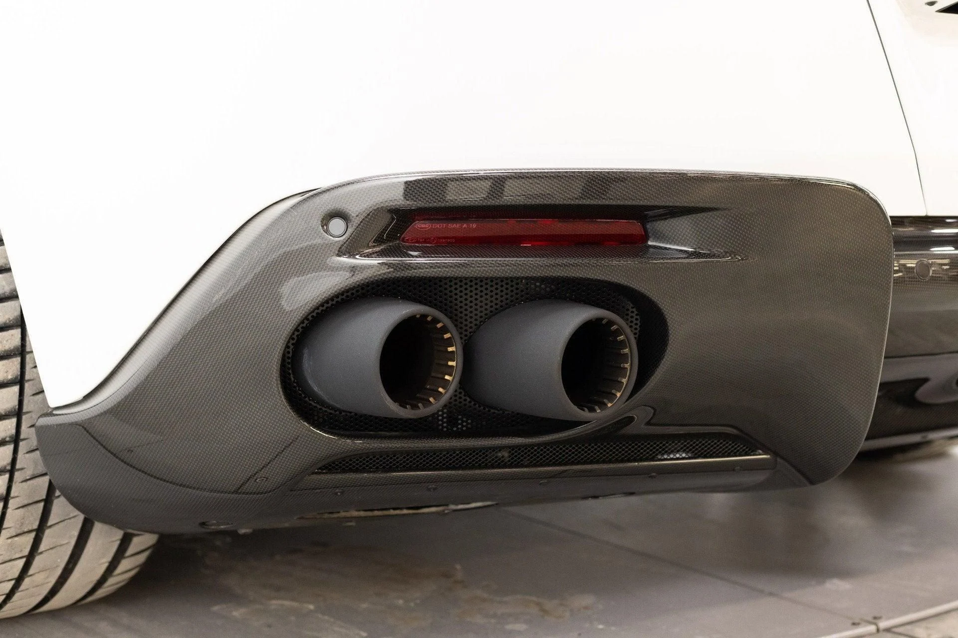 mph042_4019338151_Used_2024_Ferrari_Roma_1777368628_23dee26dfc