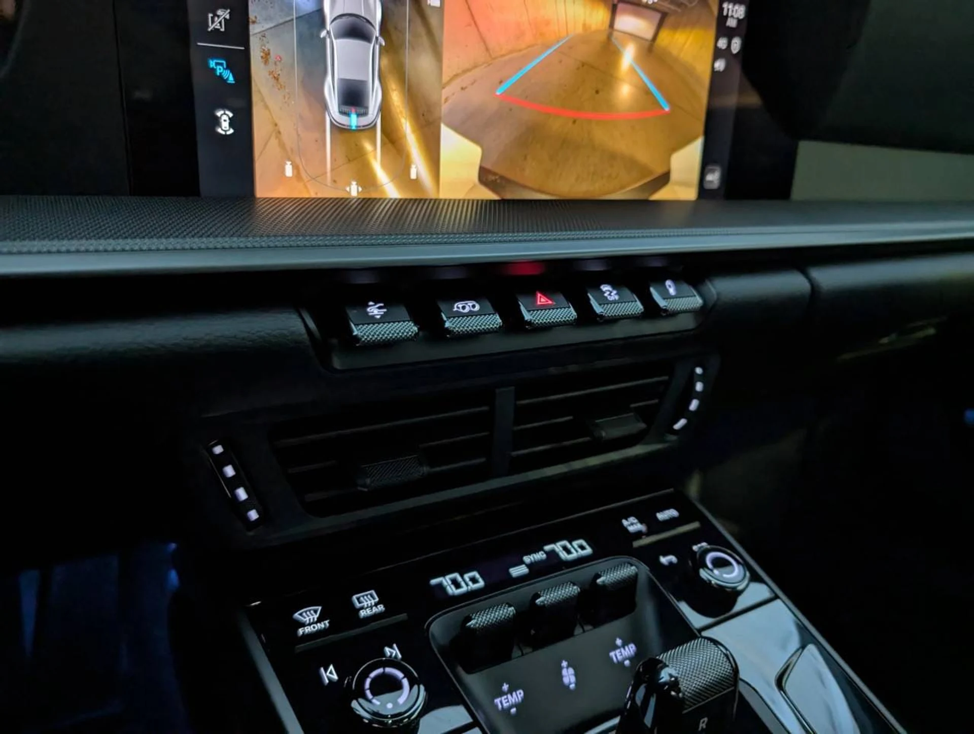 mph042_4027100468_67b0b0a19c50b44cd8547082fef7d445x_d5bb7a38bc