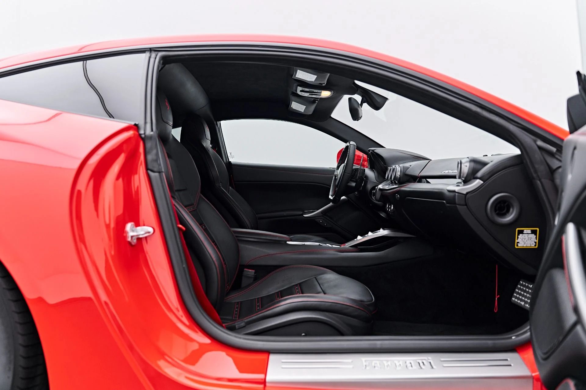 mph042_4030788481_Used_2016_Ferrari_F12_Berlinetta_1790987485_dc0bd8cc5b
