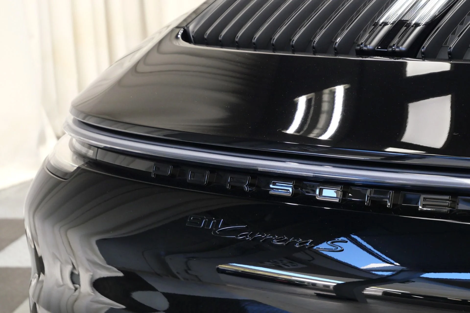 mph042_4034292863_Used_2024_Porsche_911_Carrera_S_Cabriolet_Sport_Exhaust_Carrera_Classic_Wheels_Bose_Audio_1764086379_b0fff37e4a