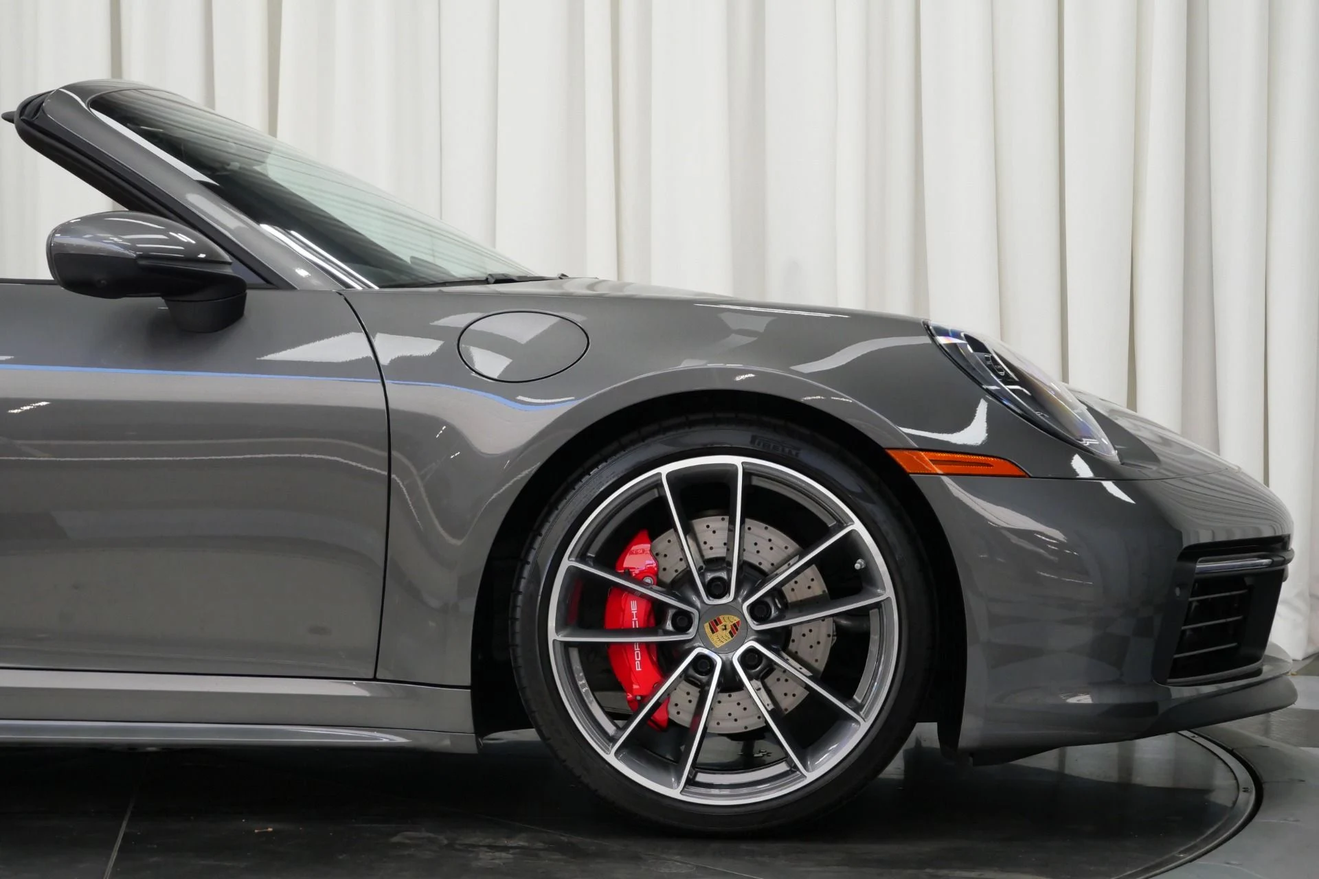 mph042_4035664389_Used_2021_Porsche_911_Carrera_S_Cabriolet_1757522439_5c71bfa7d7