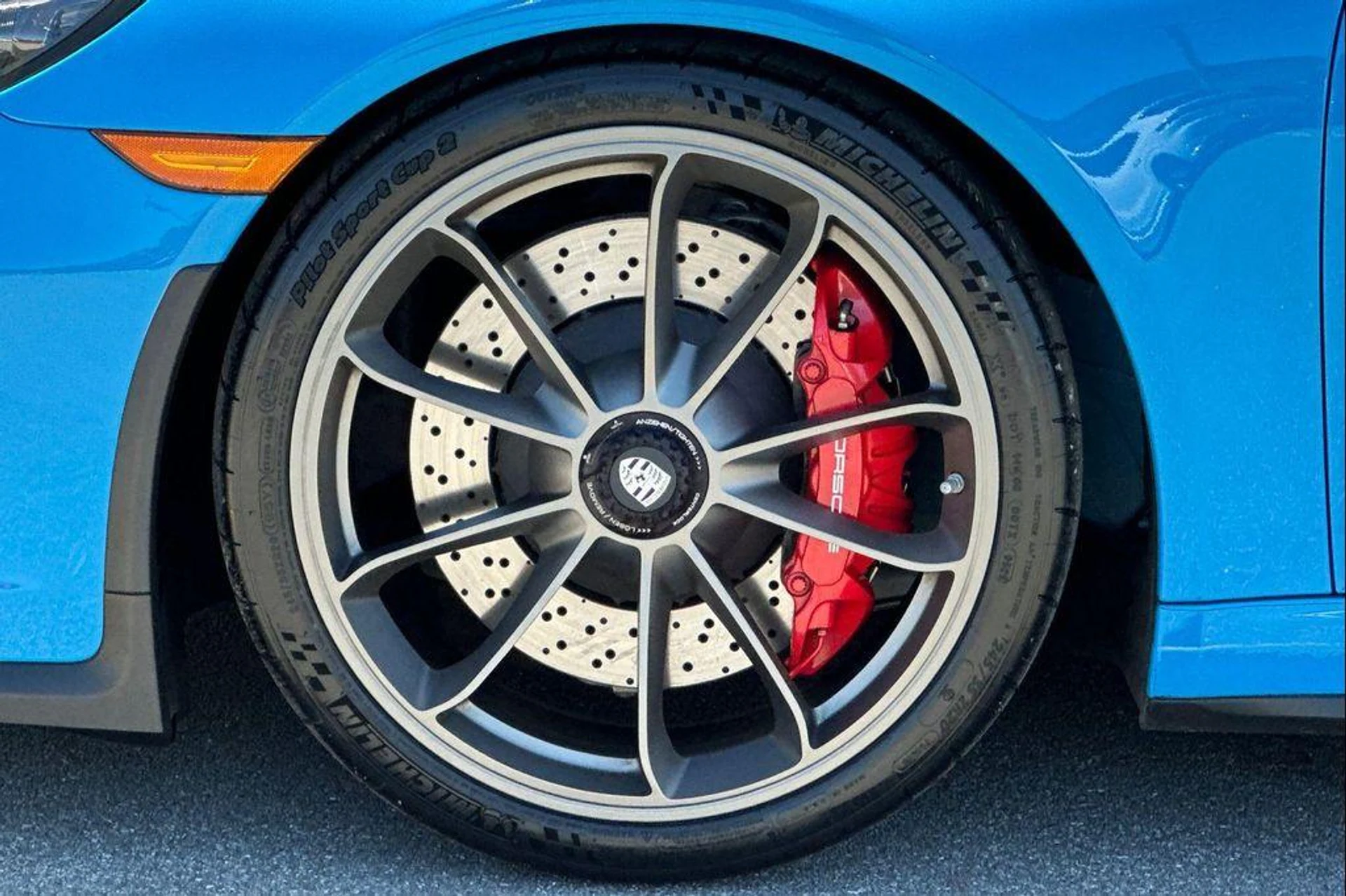 mph042_4050298707_IZK_Jg3b1wk_Ck6k_Nm_Ds_Q_de_G_Py_U_a9b6f3012b