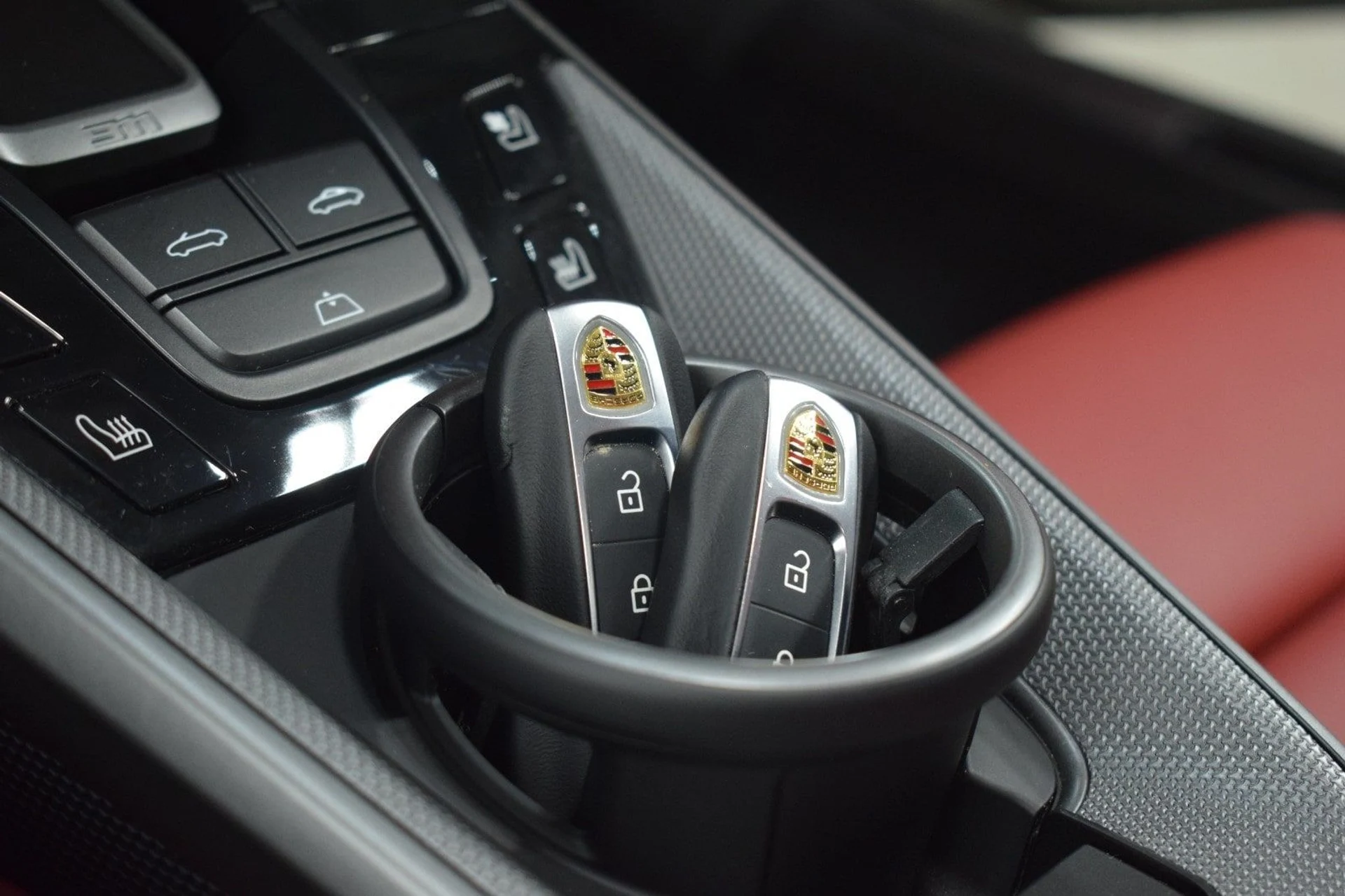 mph042_4060263896_0c35b94a032b8c5ada20c70f5ceff081x_4c91b88ff0