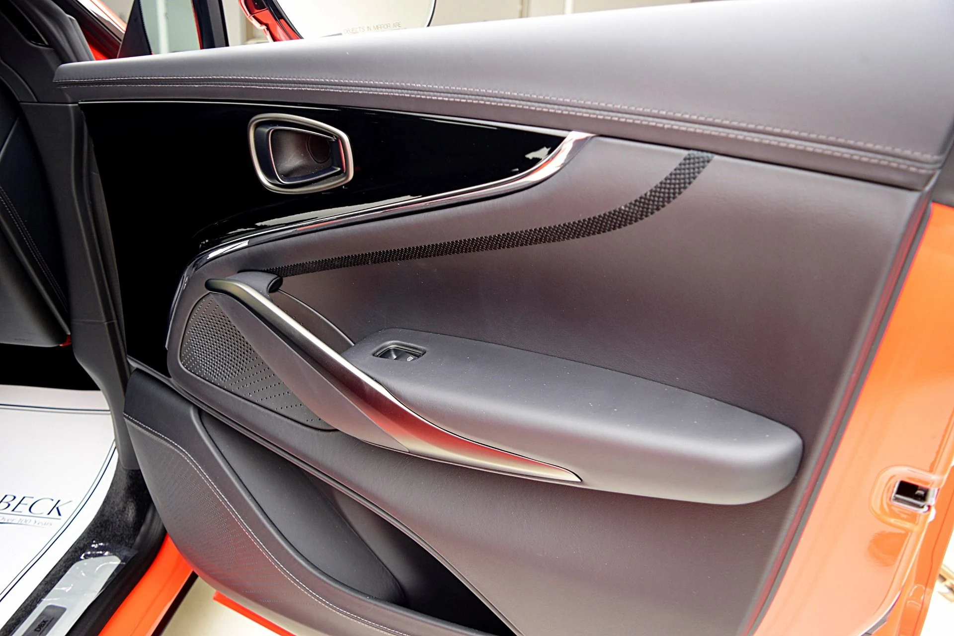 mph042_4061679536_New_2025_Aston_Martin_DBX_707_f89a76d670