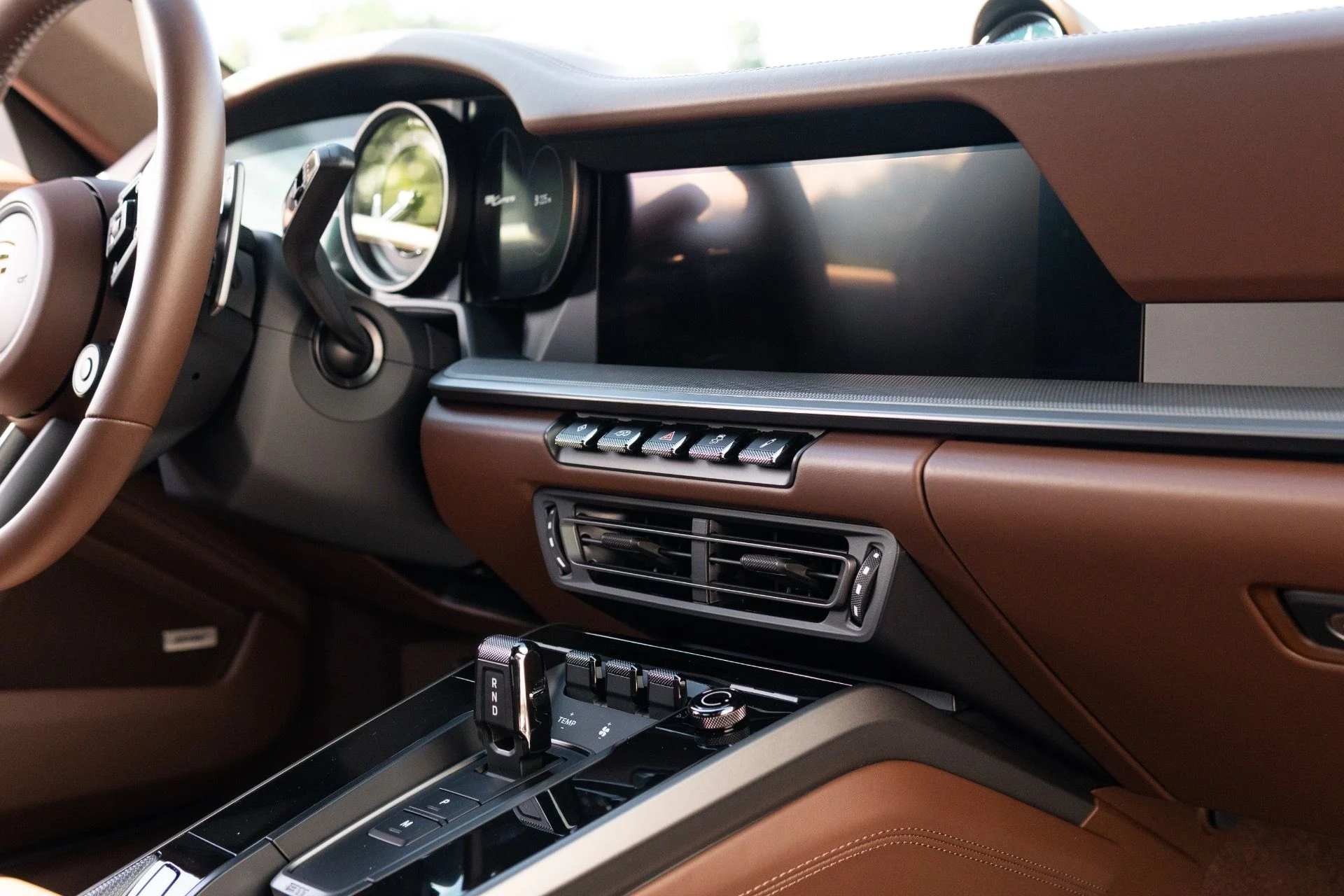 mph042_4065025960_Used_2024_Porsche_911_Carrera_1772817798_230b637fef