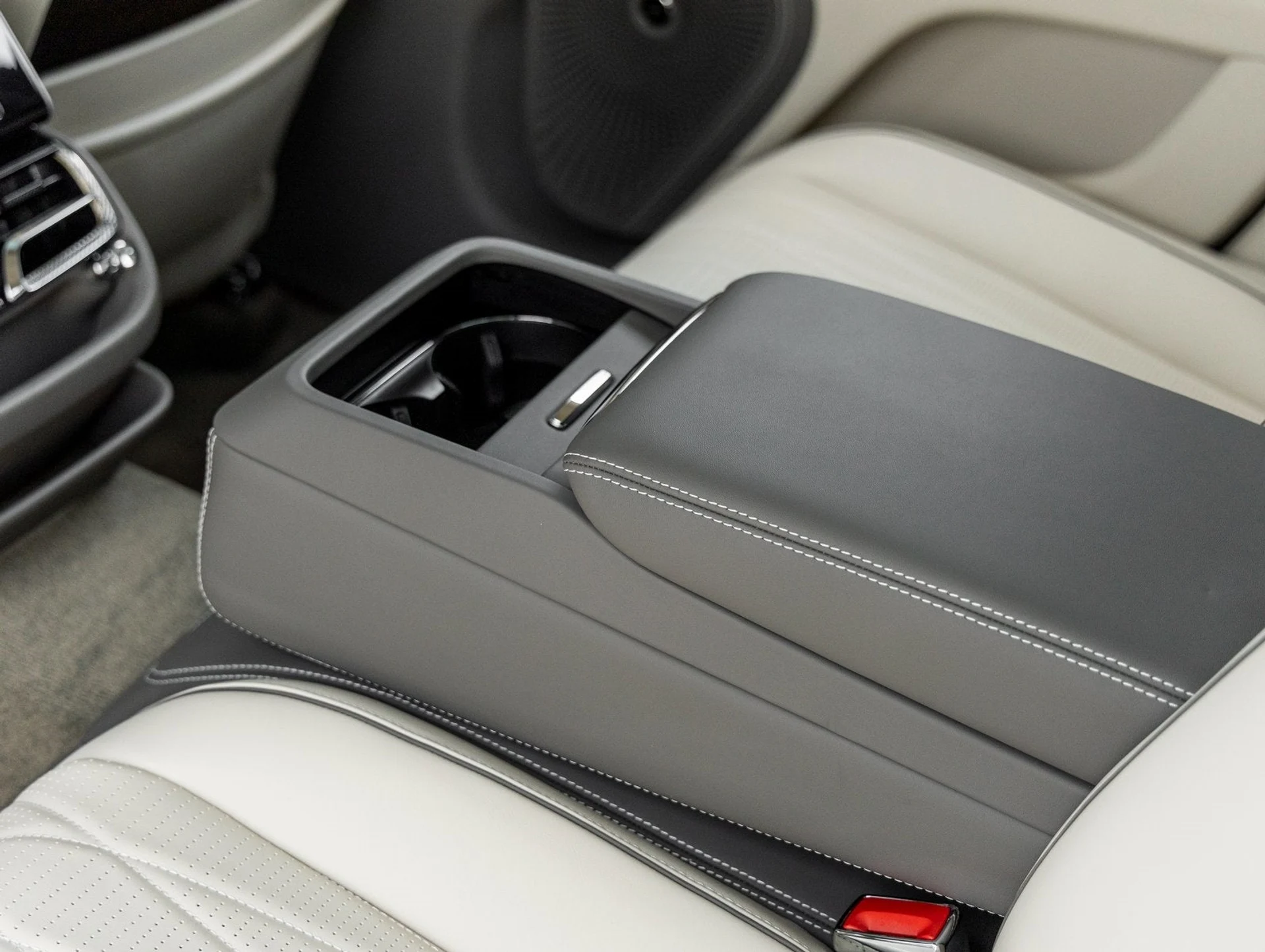 mph042_4068680645_43_ec28016624