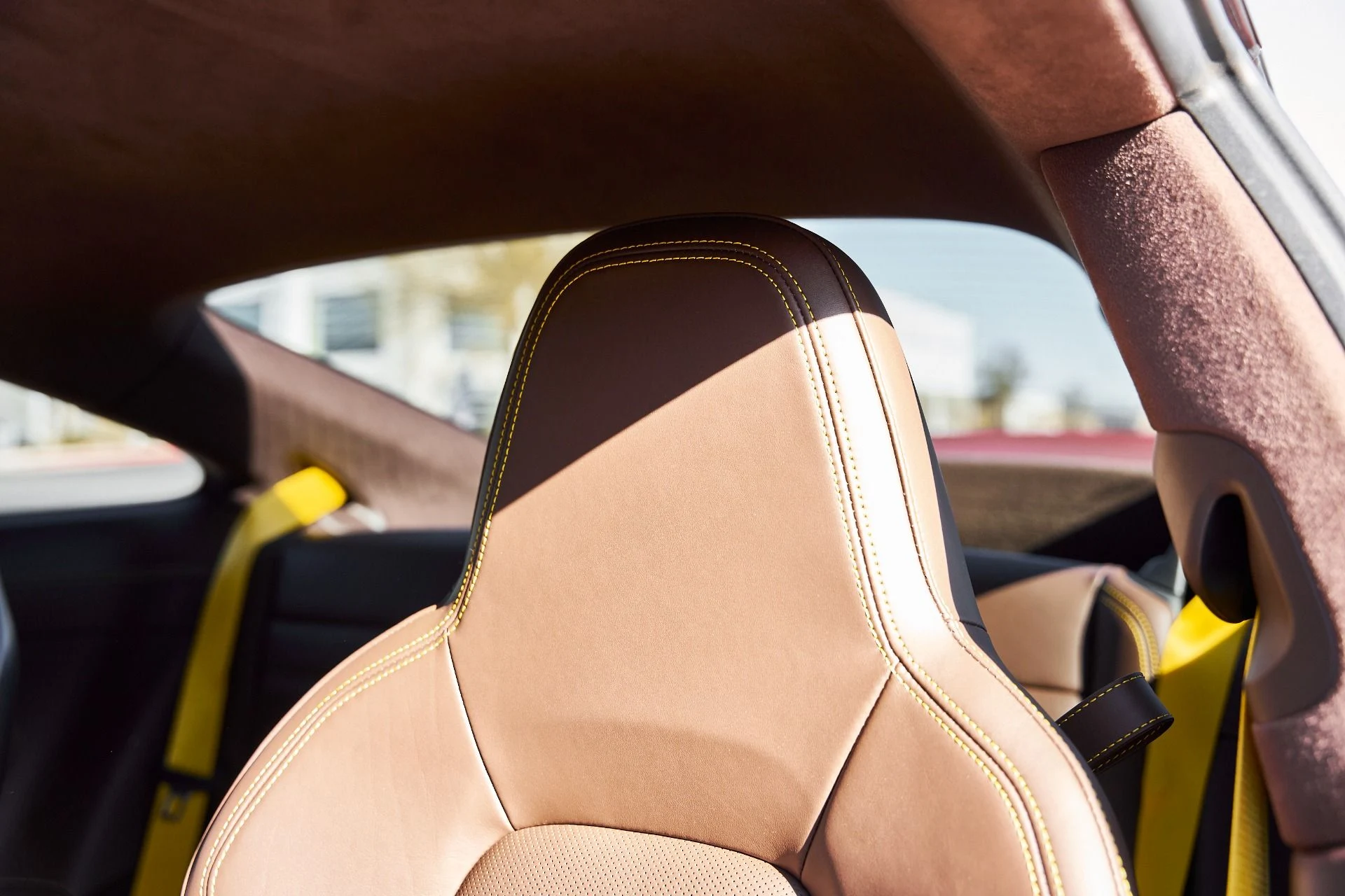 mph042_408131563_Used_2021_Porsche_911_Turbo_S_1768616662_6c5d525035