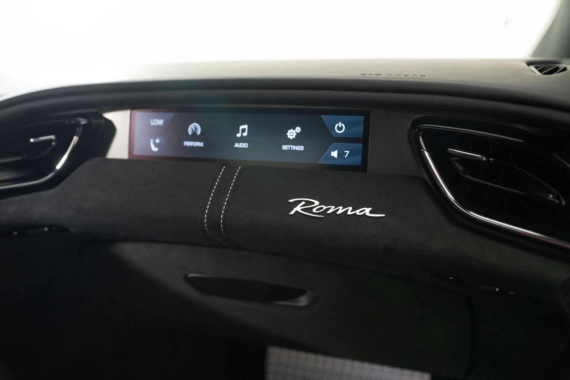 mph042_4102667072_827678e0668b0b5815e4d9c69b9132b5_5d50ed9f82