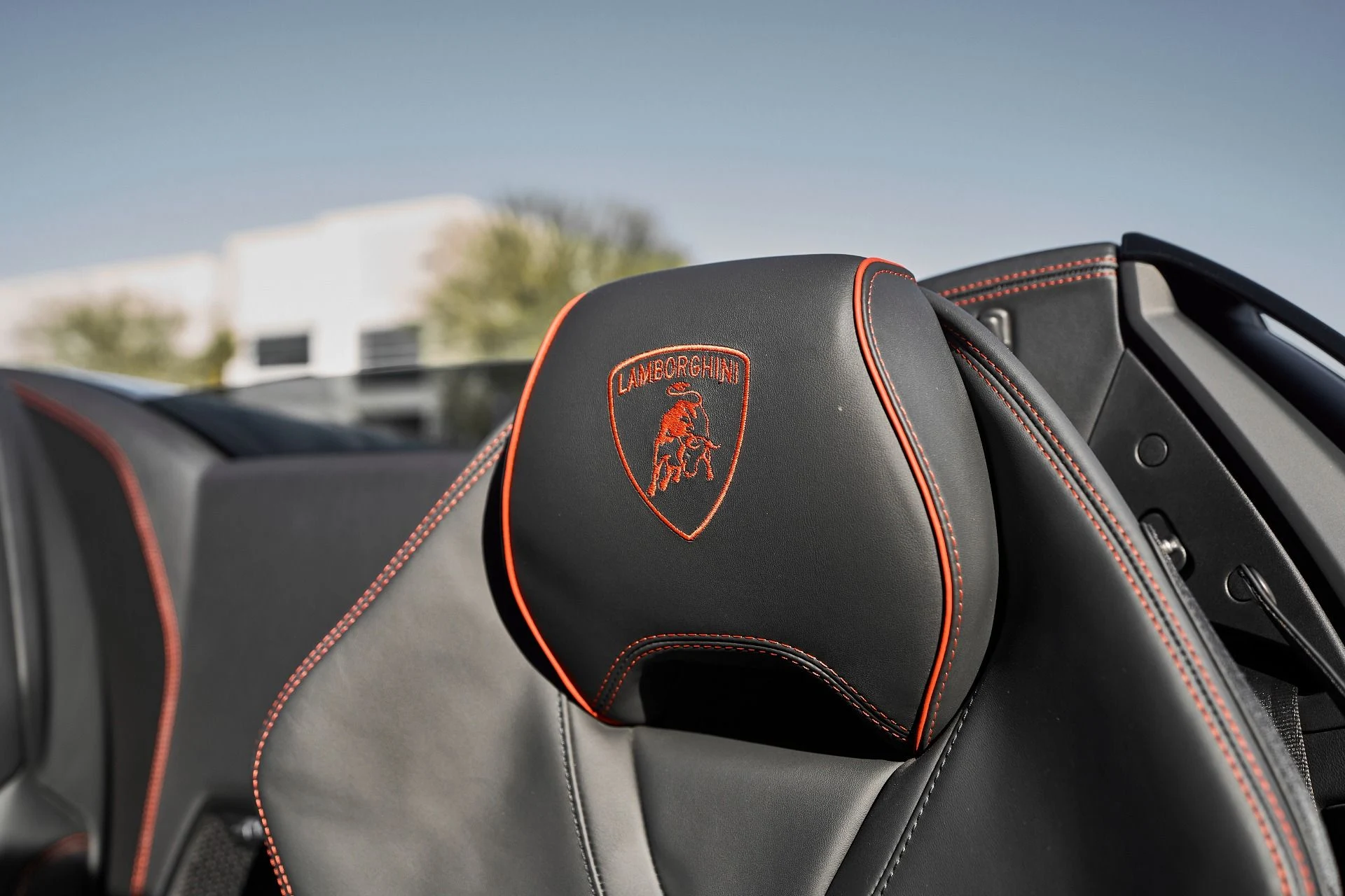 mph042_4104797444_Used_2022_Lamborghini_Huracan_EVO_Base_1761357628_b66e349097