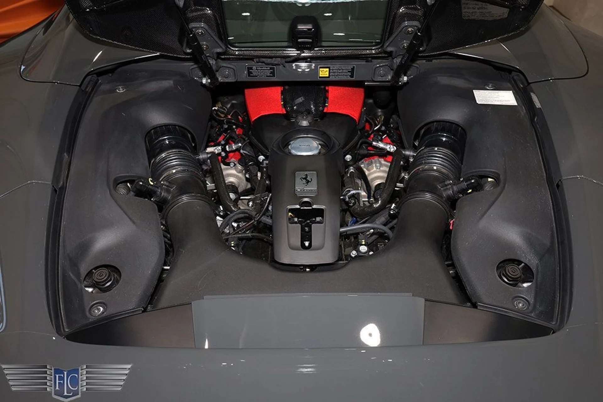 mph042_4127053847_used_2023_ferrari_f8_spider_convertible_9689_22975625_43_1024_9c25f4497d