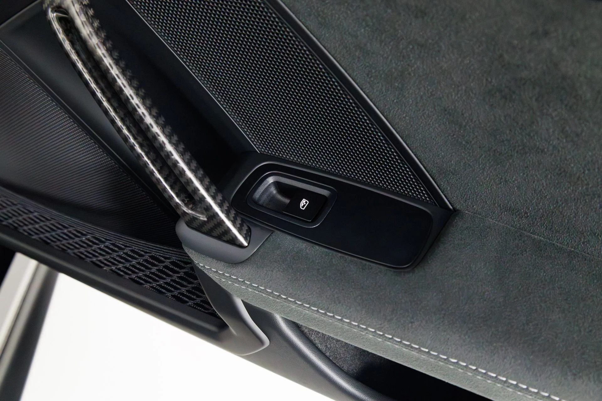 mph042_4152087737_Used_2026_Porsche_911_GT_3_1771608772_463ee7878c