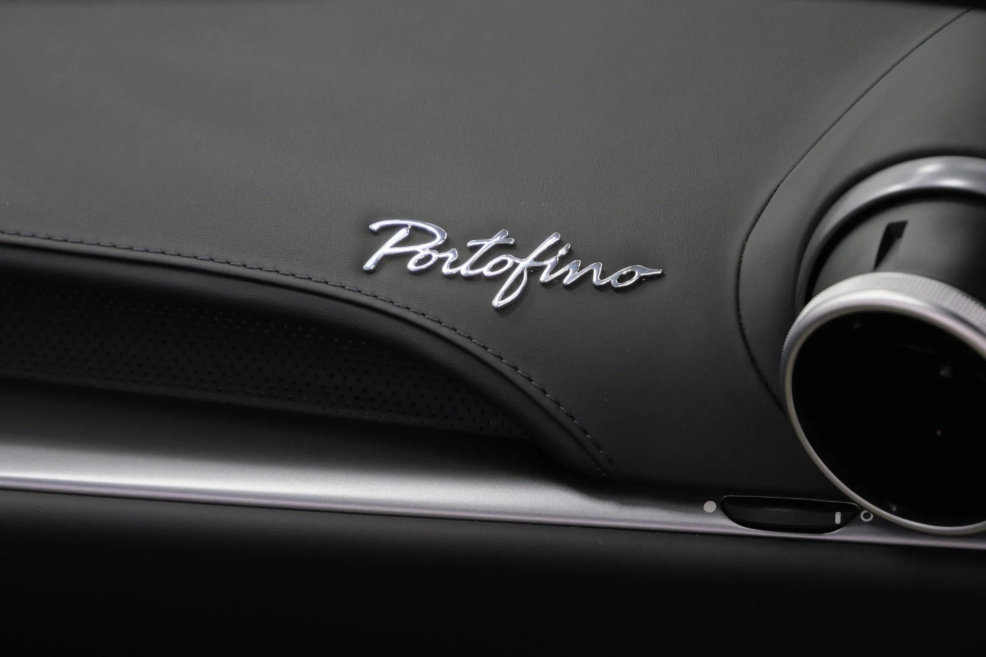 mph042_4166992220_Used_2019_Ferrari_Portofino_Tailor_Made_in_NYC_Unique_Exterior_and_Interior_Colors_Amazing_1779827037_123b4e2d27