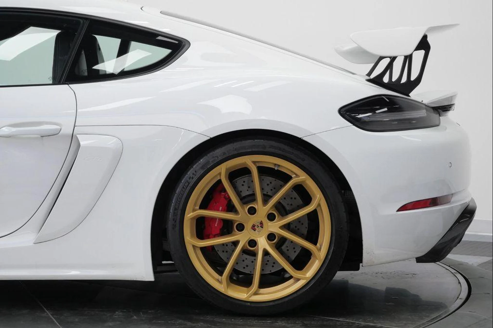 mph042_4170696618_Az62q_WDN_4_Es_I0_Ev_Pwr_ZF_82_Otefc_6a1380b931