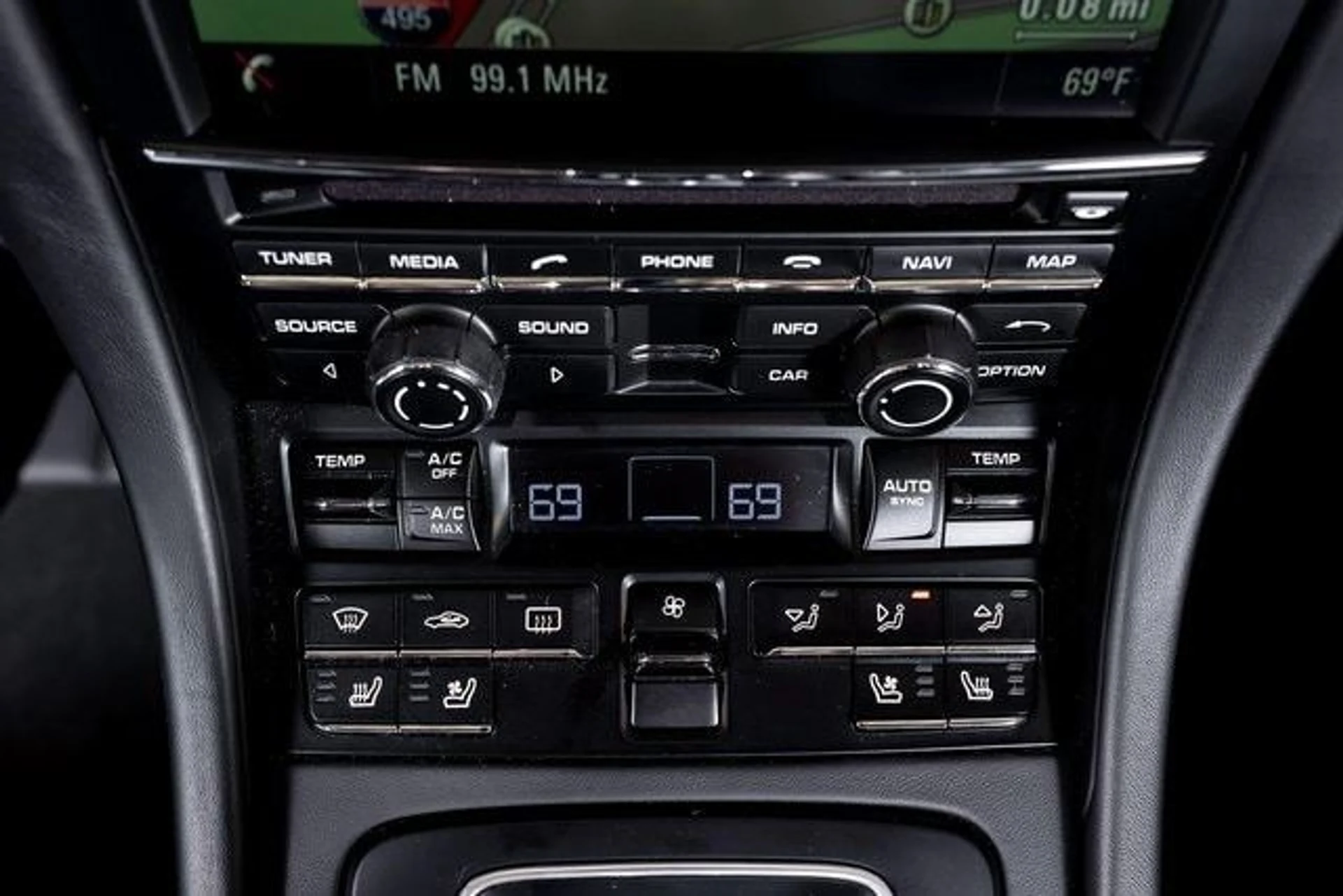 mph042_4188534451_743996a8325319d8f238a06143e12a7ax_1710e688e7