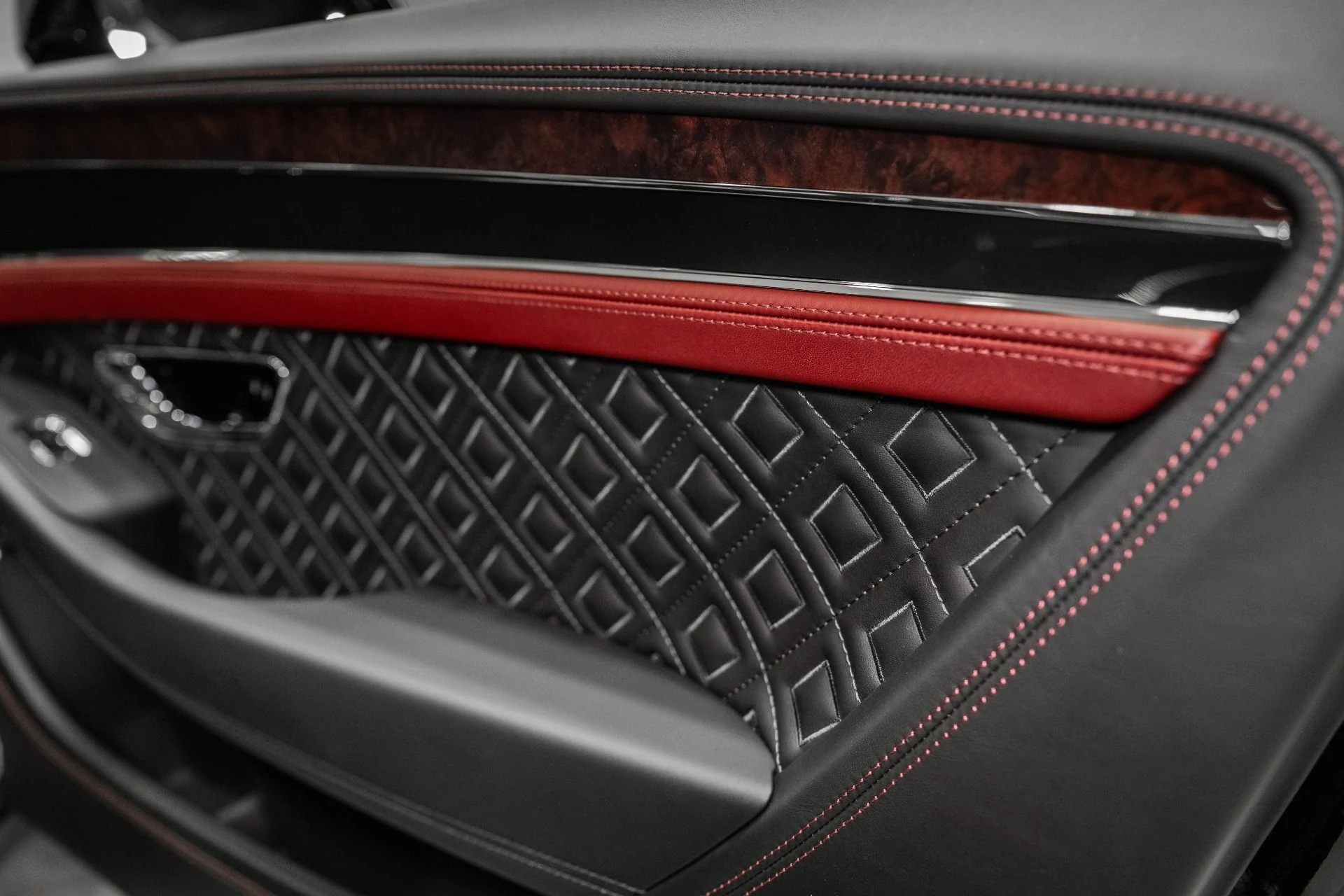 mph042_4232203351_Used_2020_Bentley_Continental_GT_V8_1772253051_584e100830