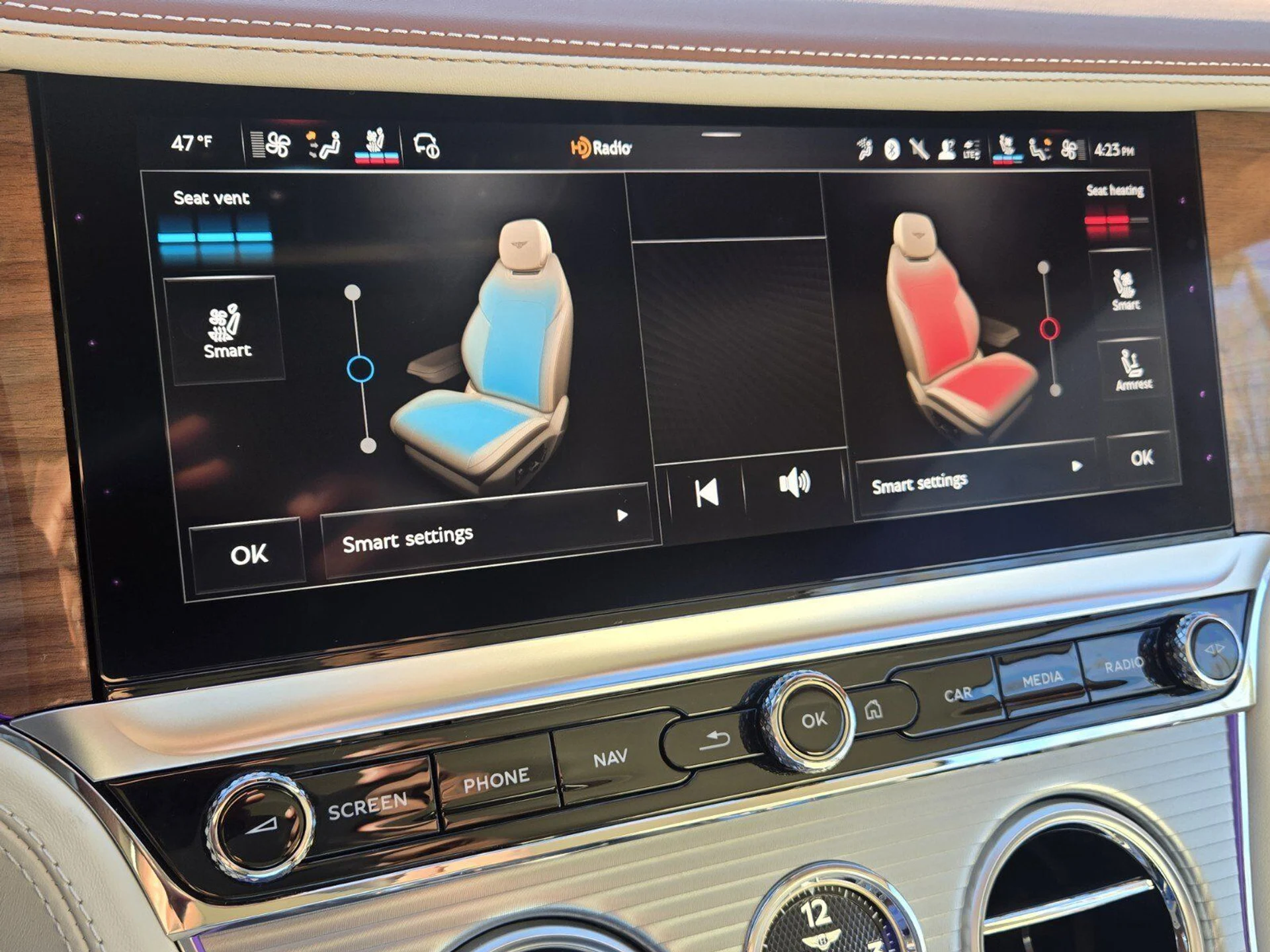 mph042_4238906023_09954bbd90704e996eddcc16338e9680x_e5f0094915