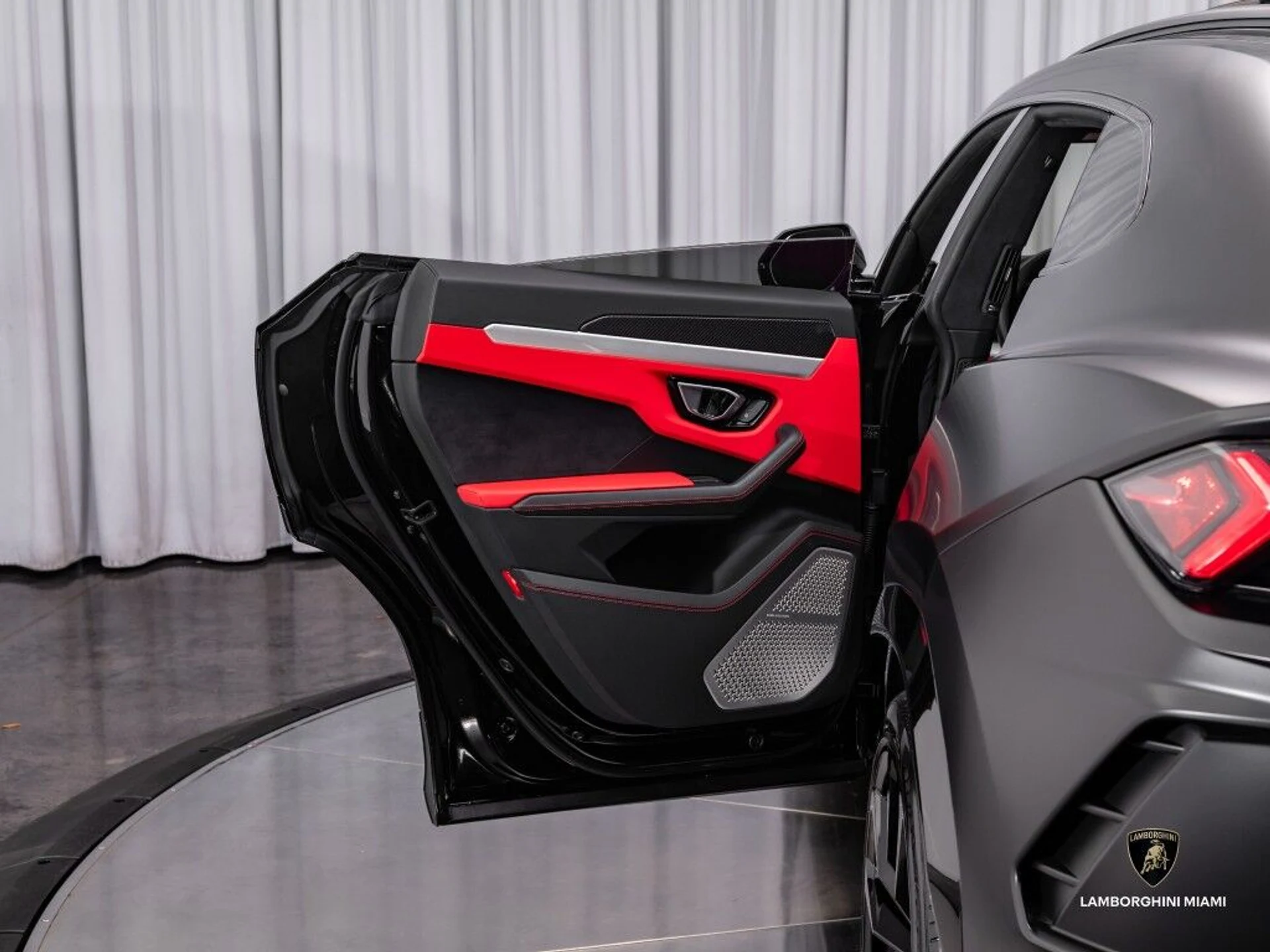 mph042_4248714550_9e1b16d21ddd1ab4f5b321b462e37a67_20b2451e39