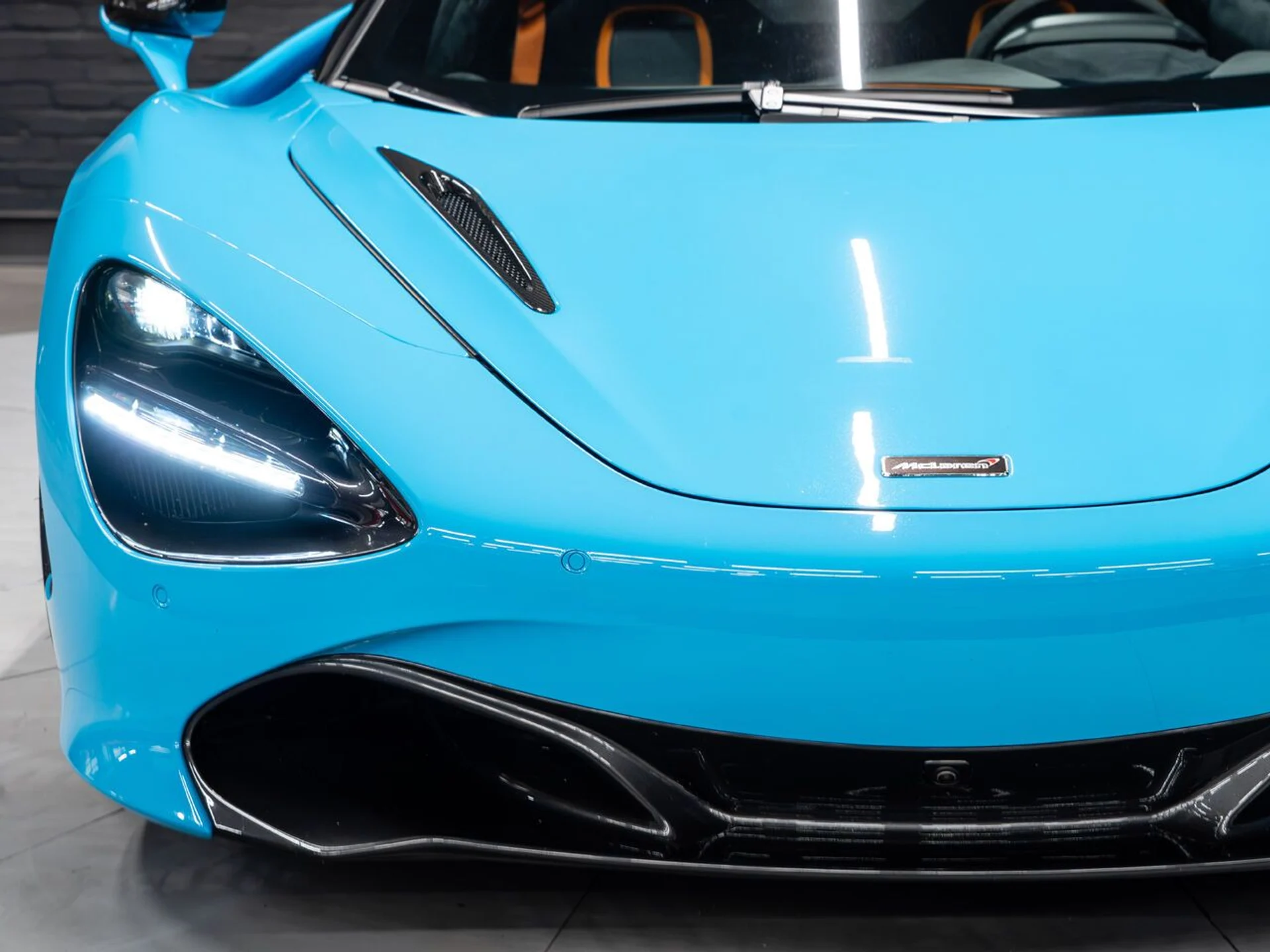 mph042_4266017721_mclaren_720s_2018_2083a3979b